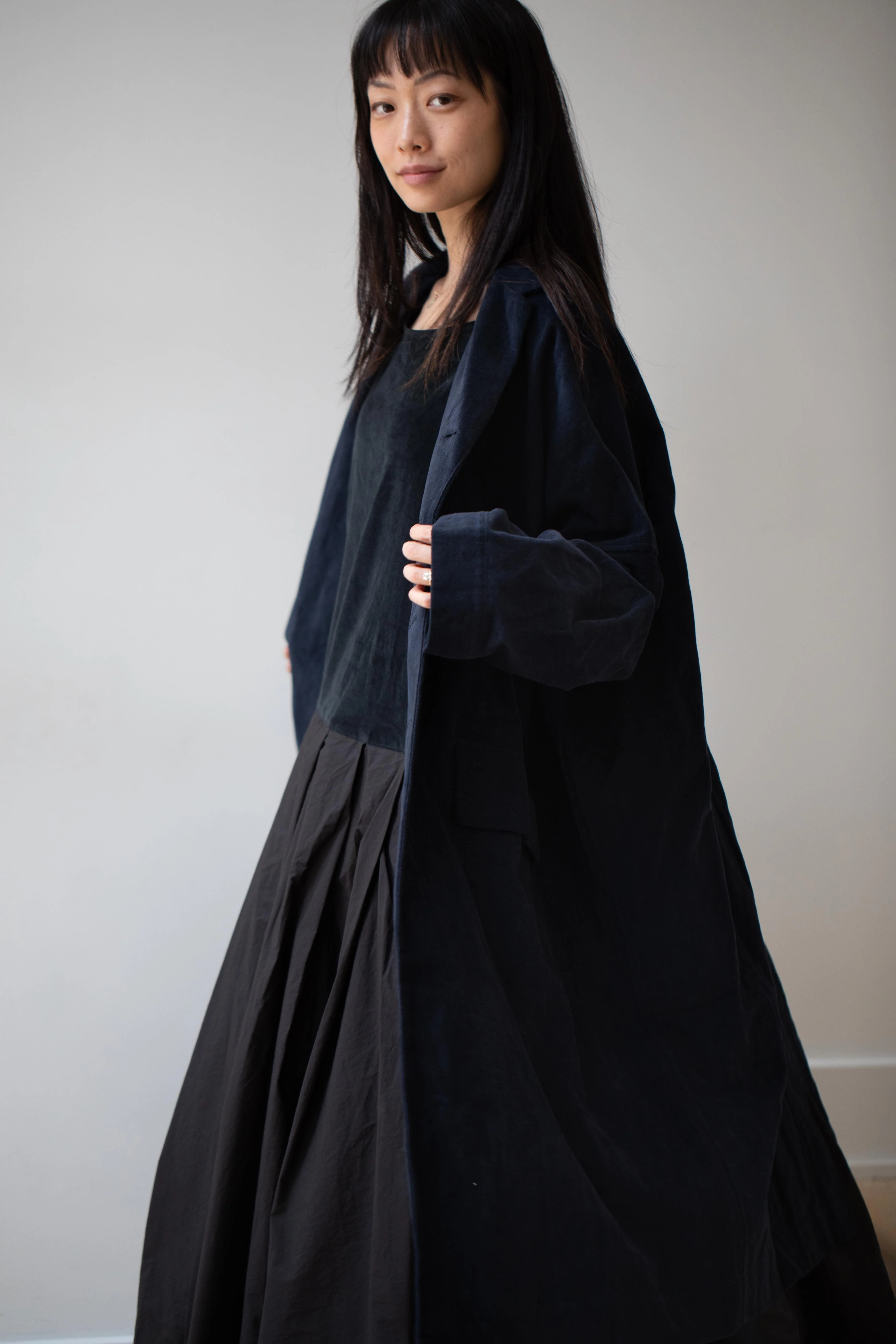 Album di Famiglia | Inox Velvet Loose Coat in Ink - Image 8