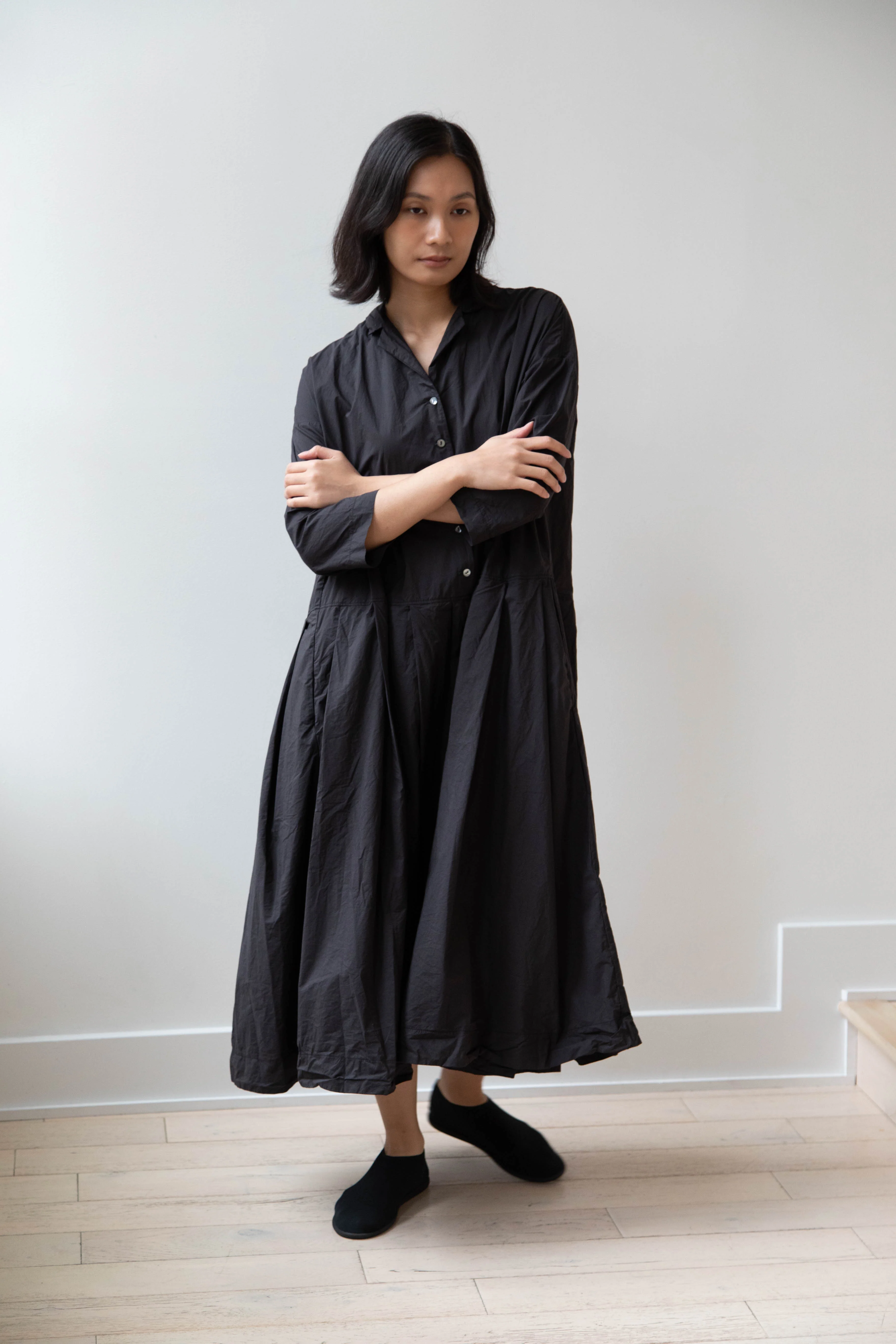 Album di Famiglia | Pleated Collar Dress TC in Black - Image 13
