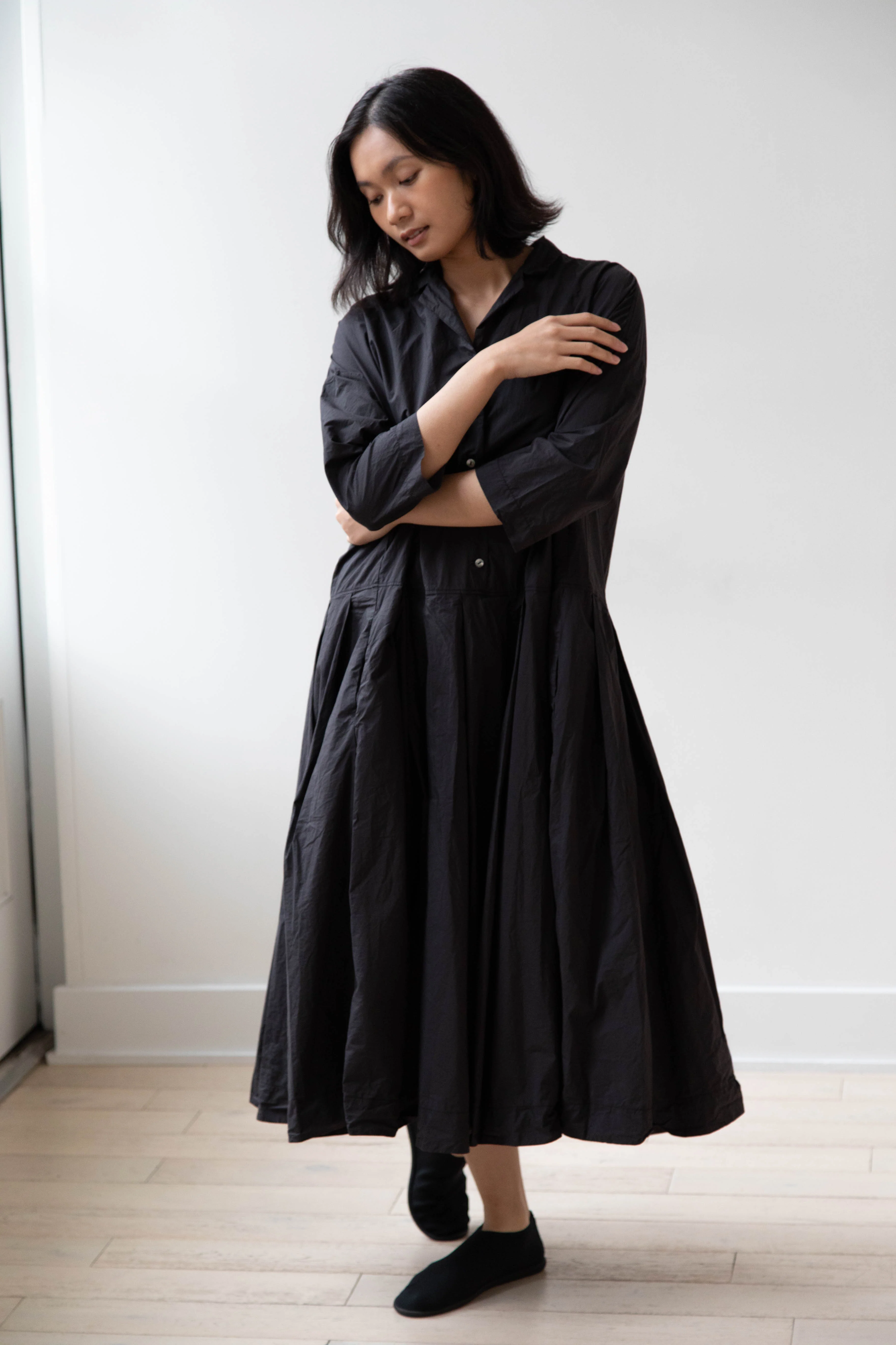 Album di Famiglia | Pleated Collar Dress TC in Black - Image 8