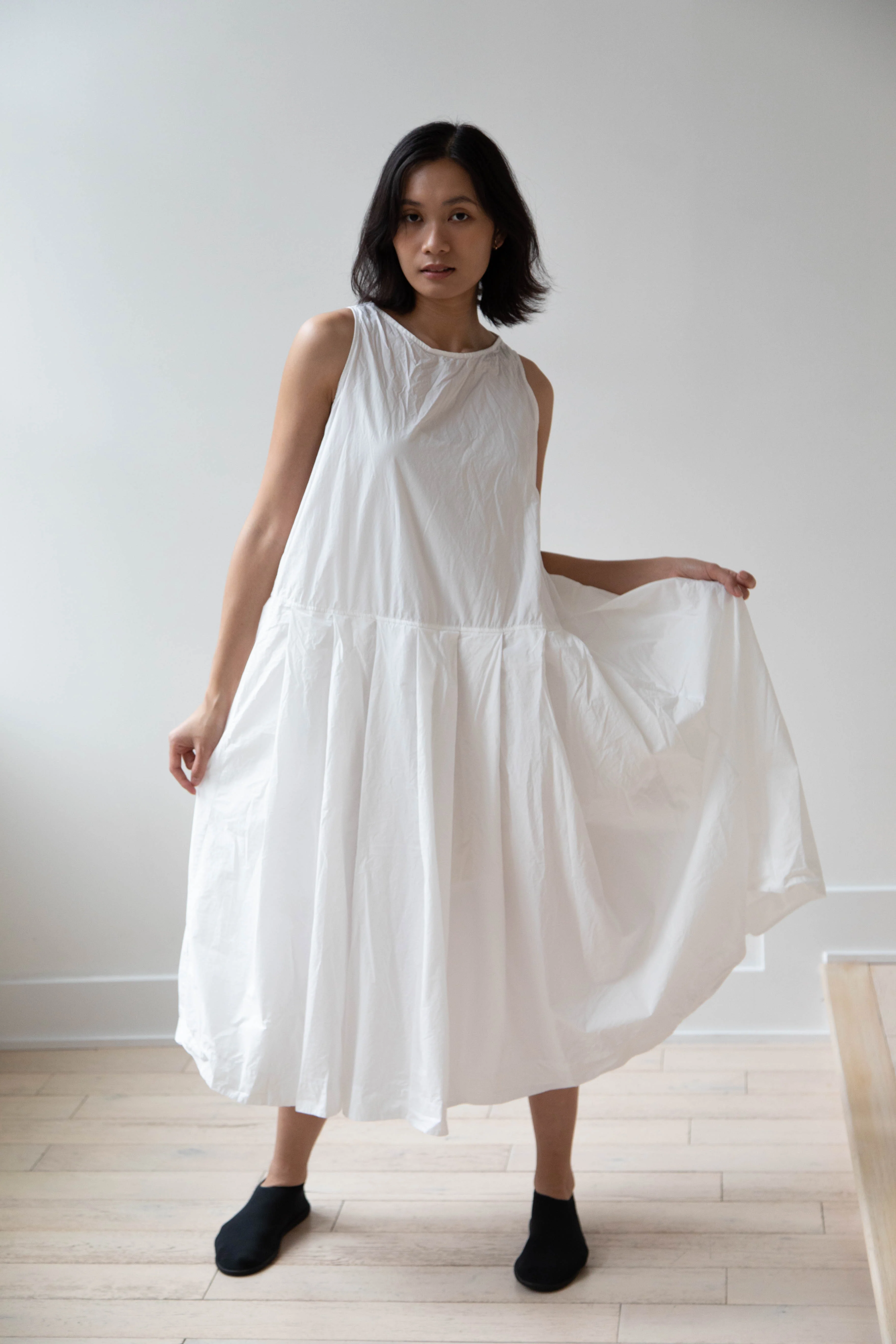 Album di Famiglia | Pleated Sleeveless Dress in Milk