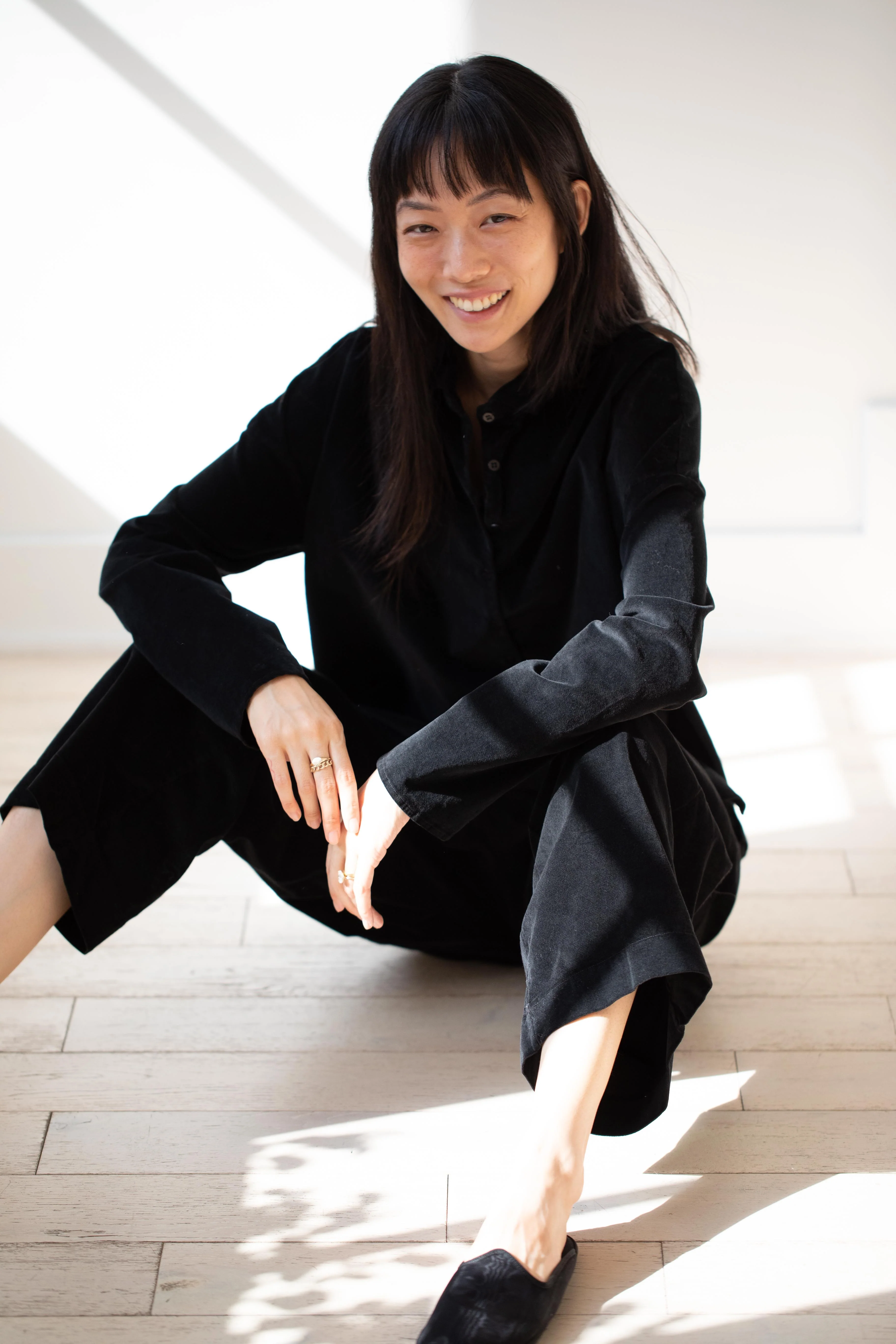 Album di Famiglia | Short Collar Shirt in Black Velvet - Image 24