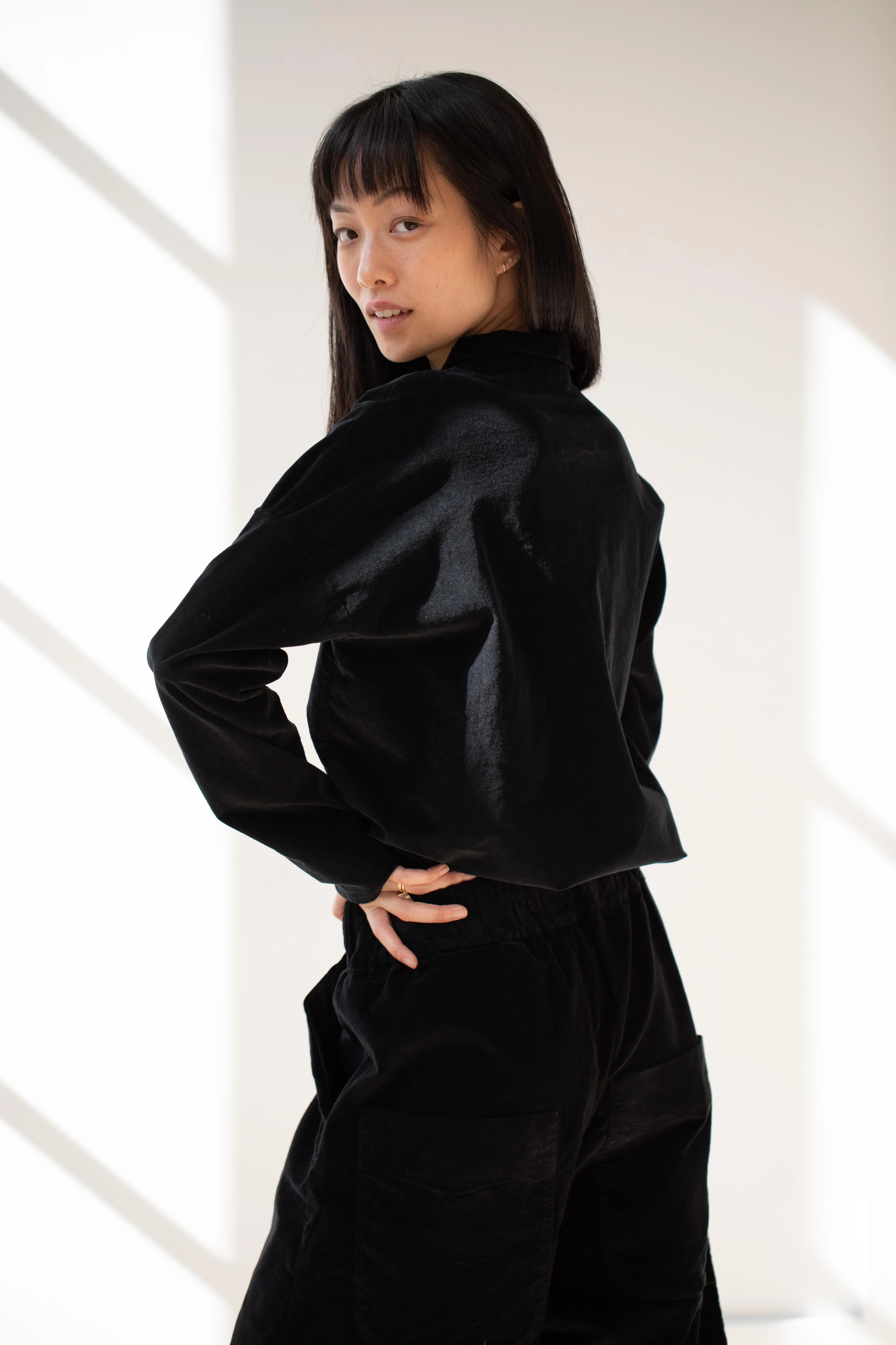 Album di Famiglia | Short Collar Shirt in Black Velvet - Image 35
