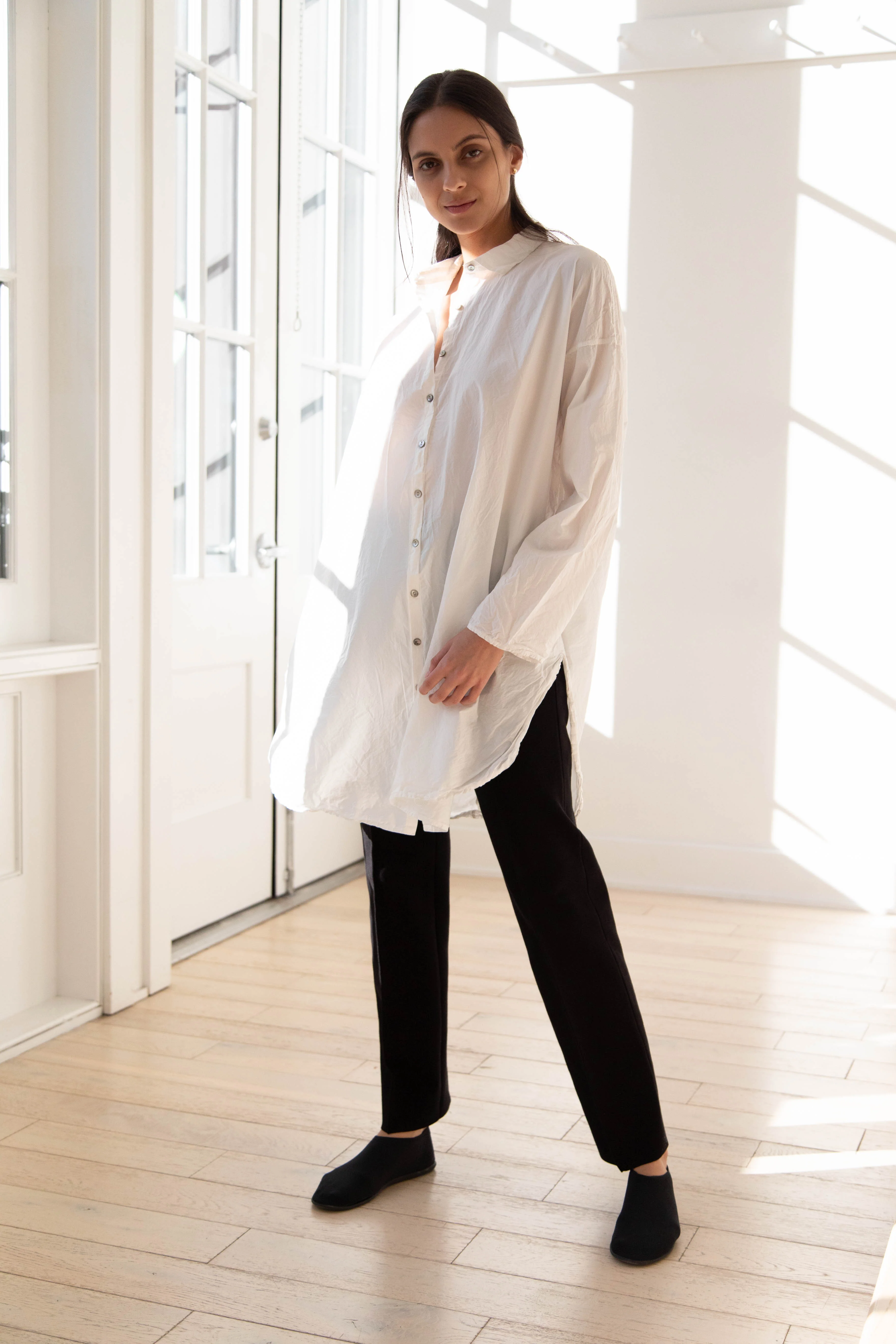 Album di Famiglia | TC Cotton Long Collar Shirt in Milk - Image 17