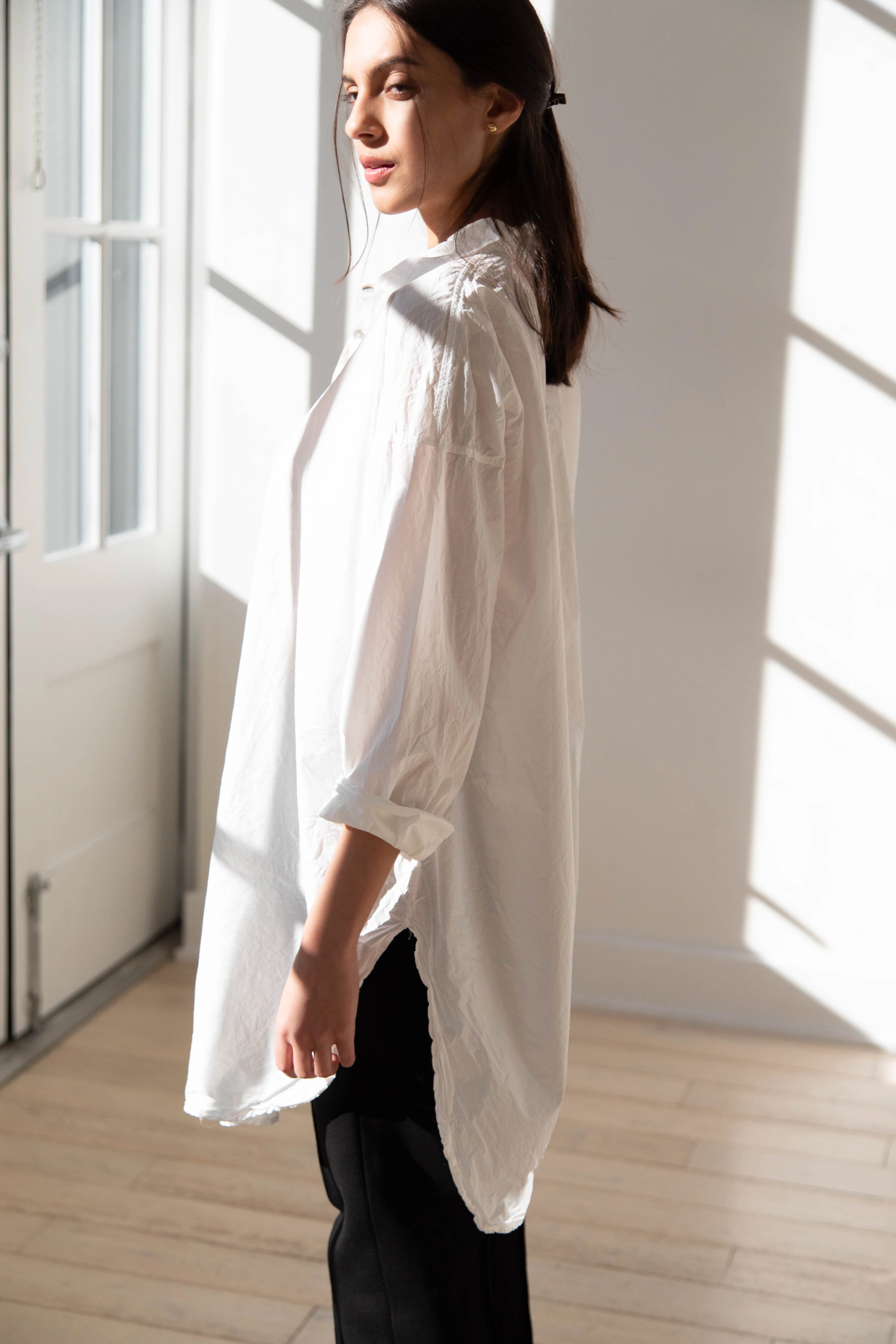 Album di Famiglia | TC Cotton Long Collar Shirt in Milk - Image 25