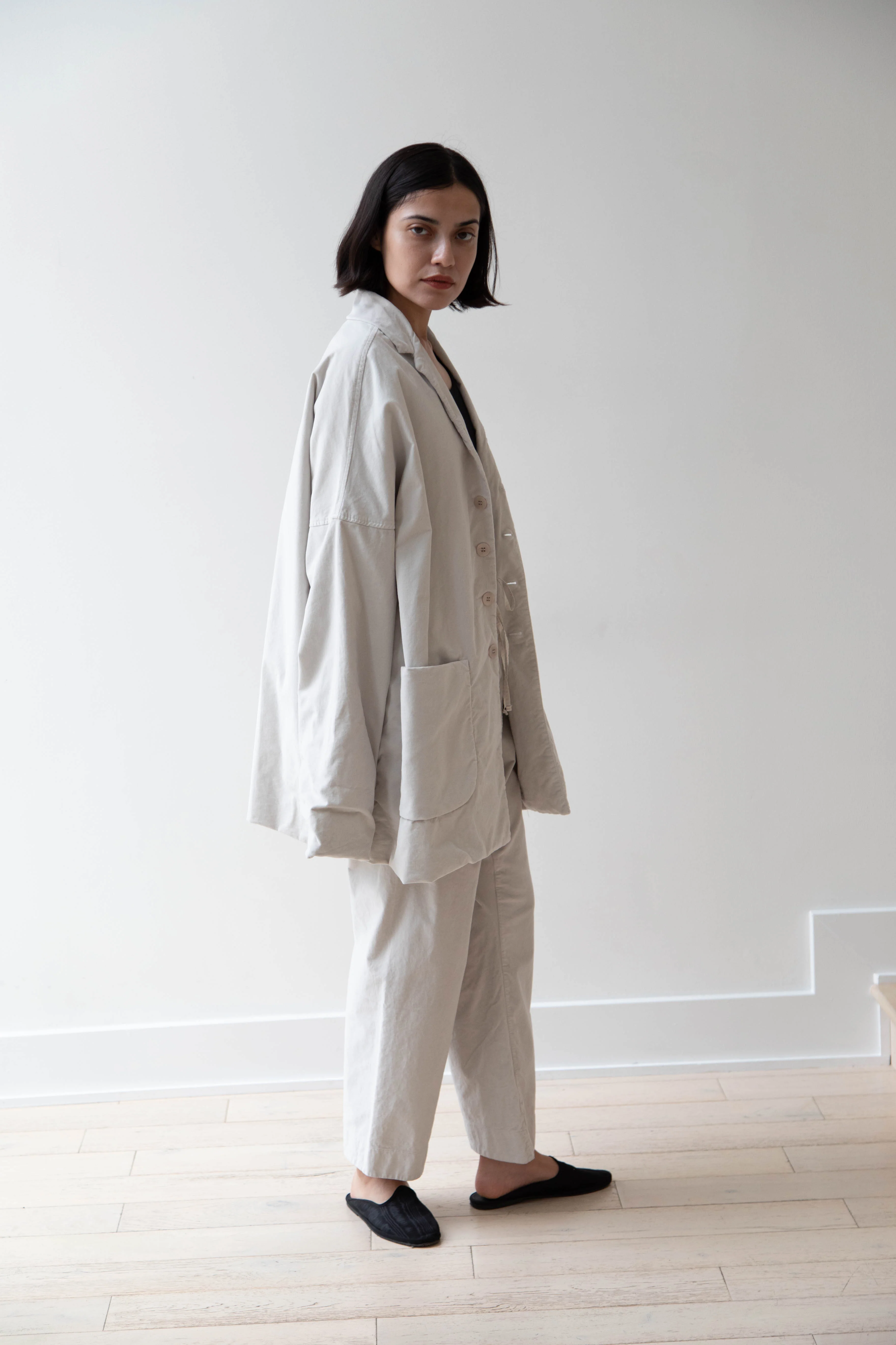 Album di Famiglia | Velvet Big Blazer in Fog - Image 15