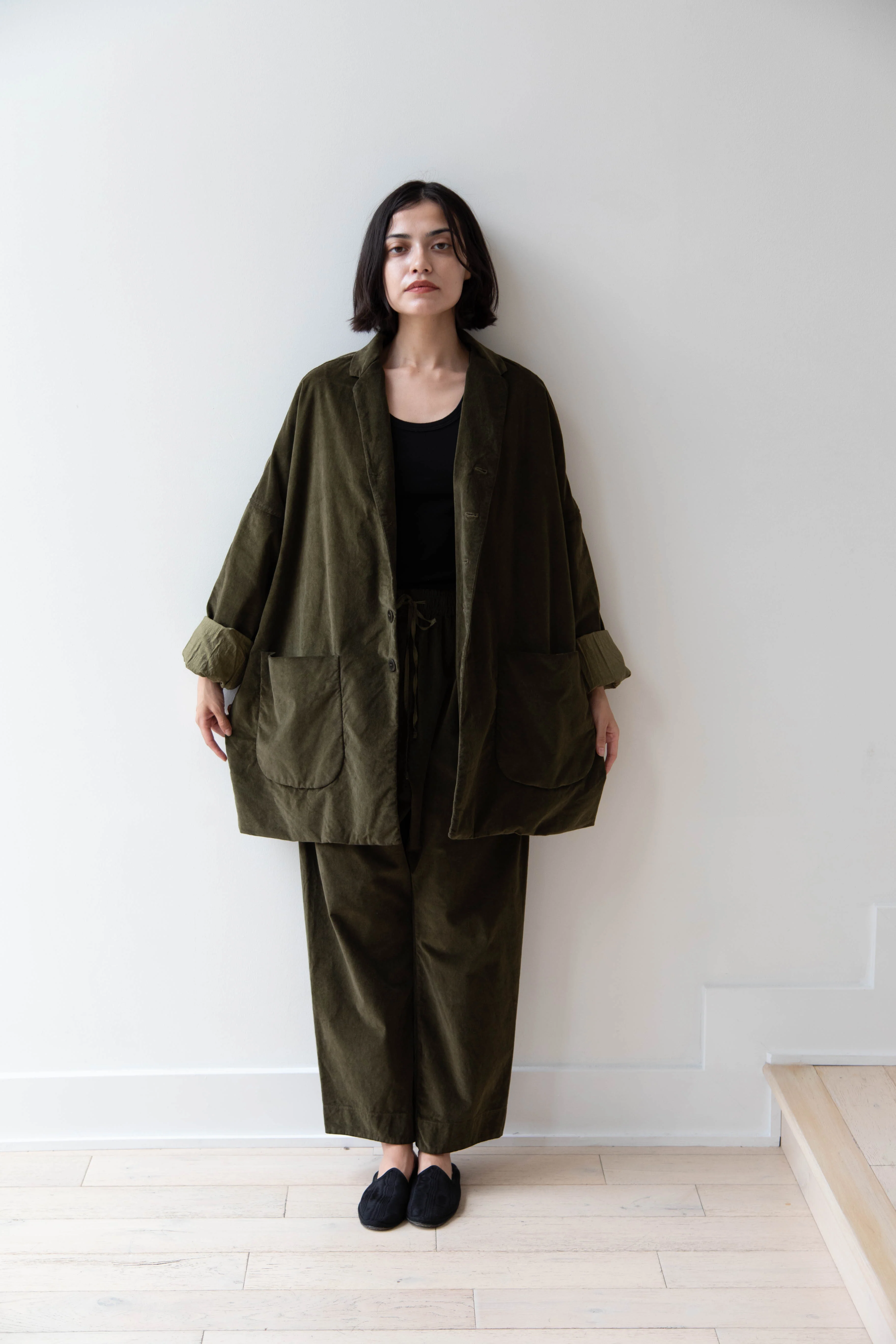 Album di Famiglia | Velvet Big Blazer in Olive - Image 31