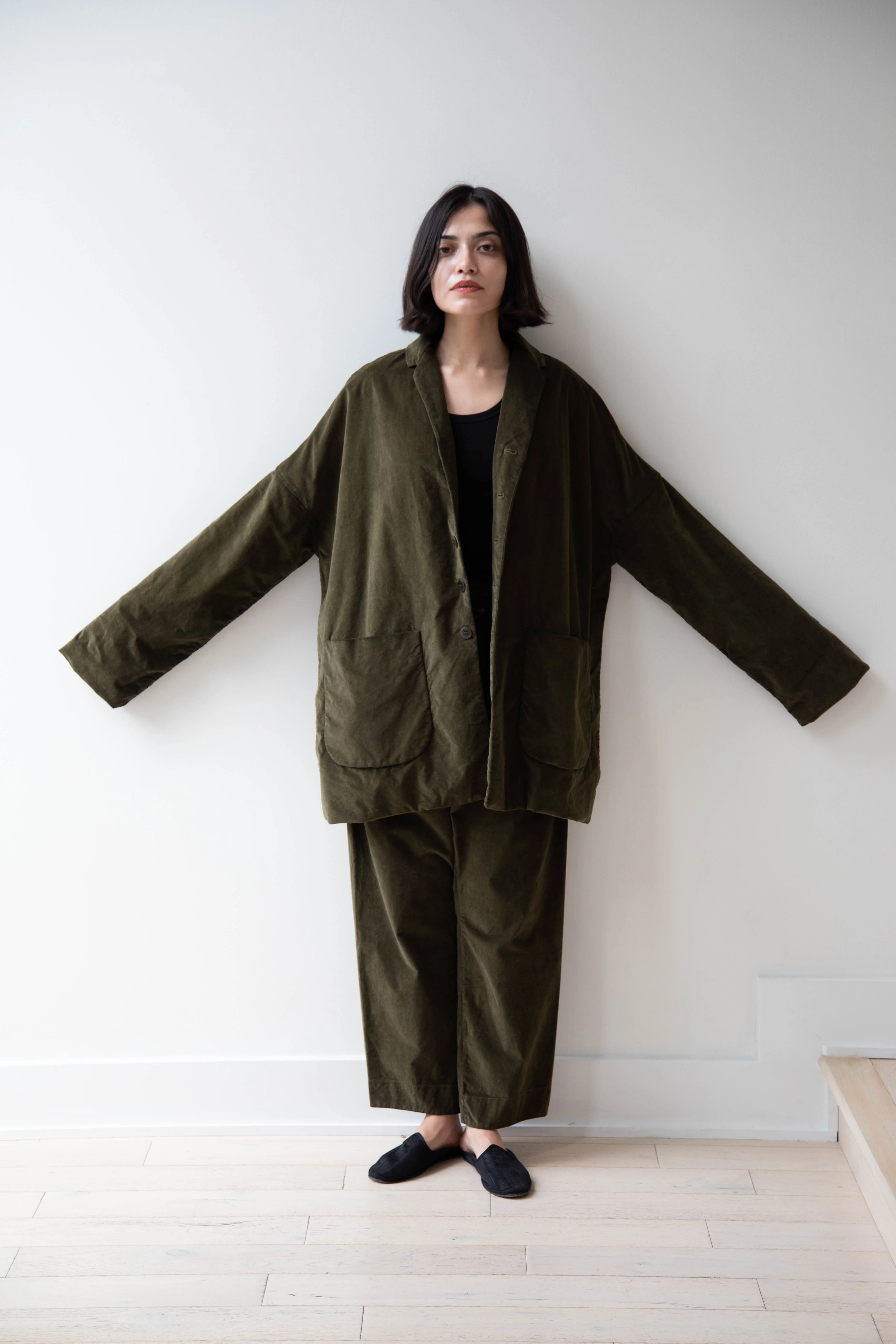 Album di Famiglia | Velvet Big Blazer in Olive - Image 7
