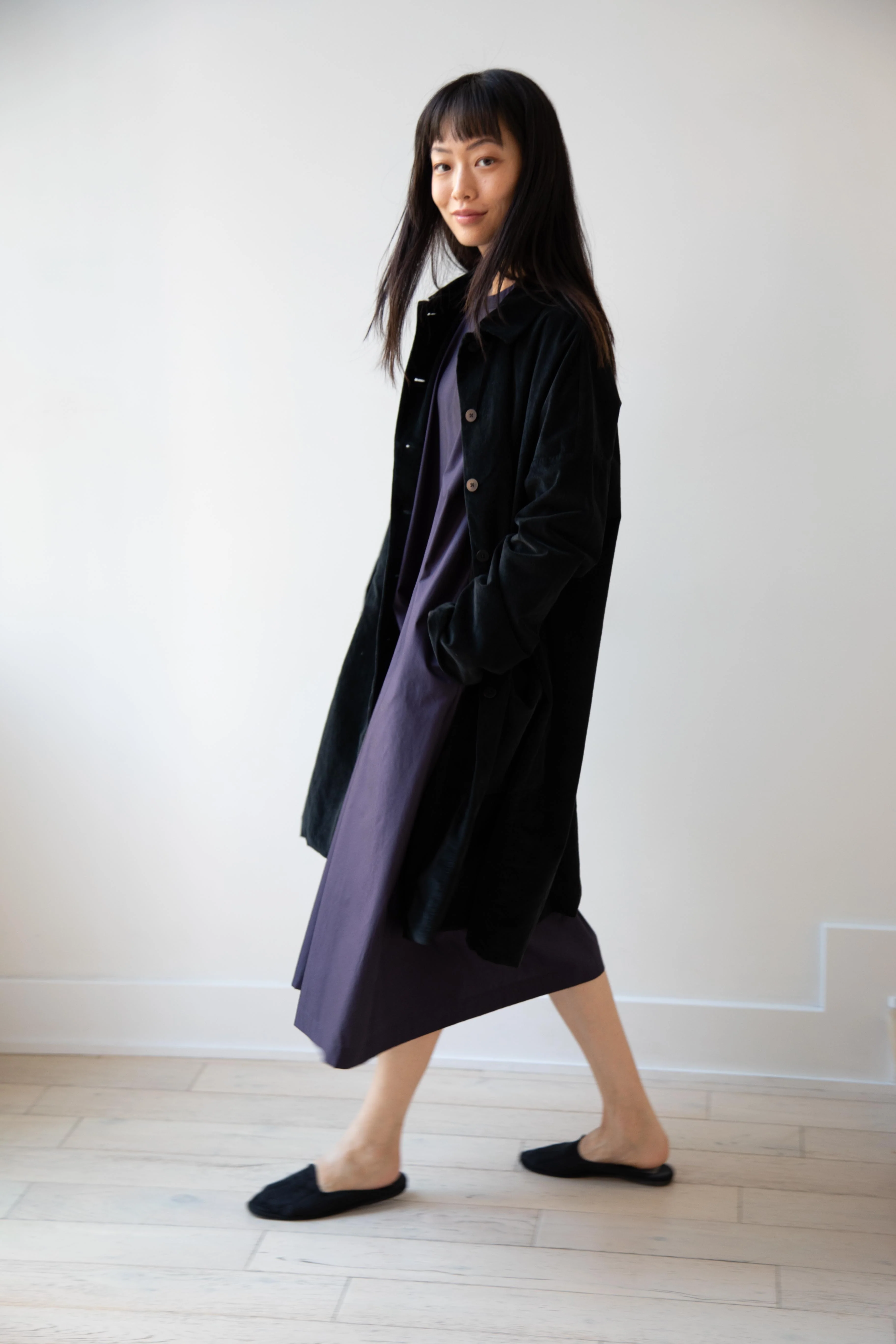 Album di Famiglia | Velvet Collar Coat in Black - Image 36
