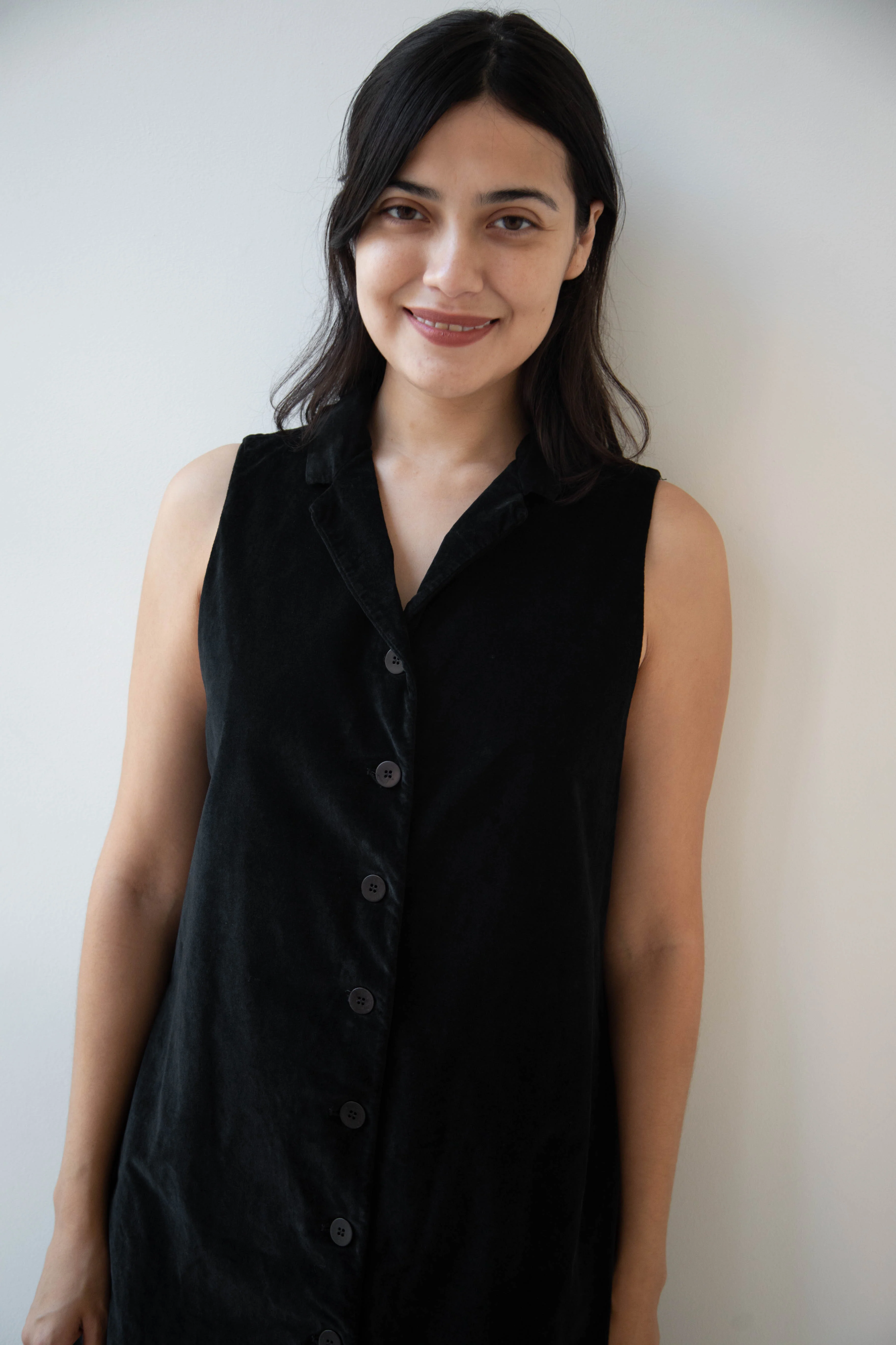 Album di Famiglia | Velvet Long Sleeveless Dress in Black - Image 22