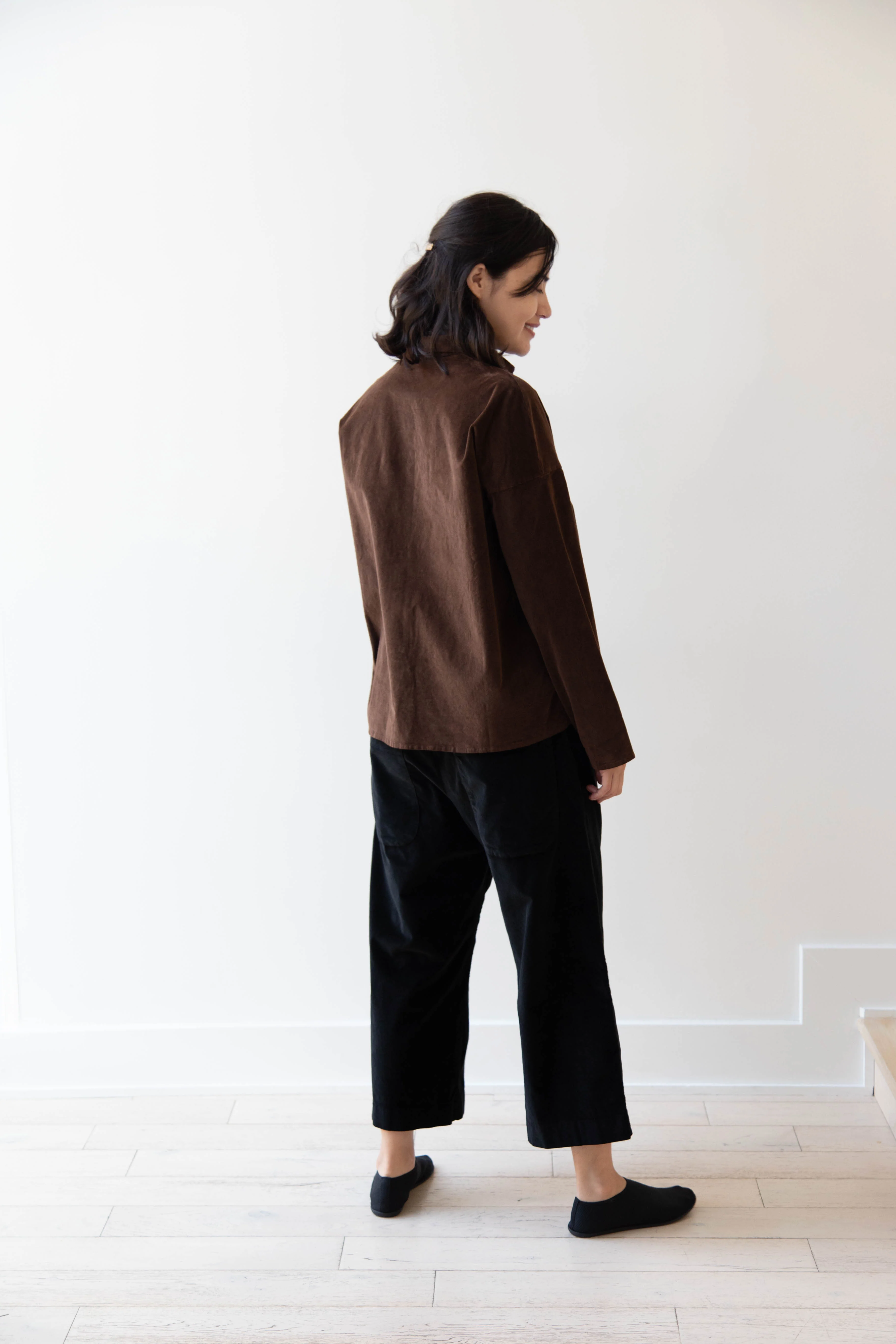 Album di Famiglia | Velvet Short Collar Shirt in Coffee - Image 10