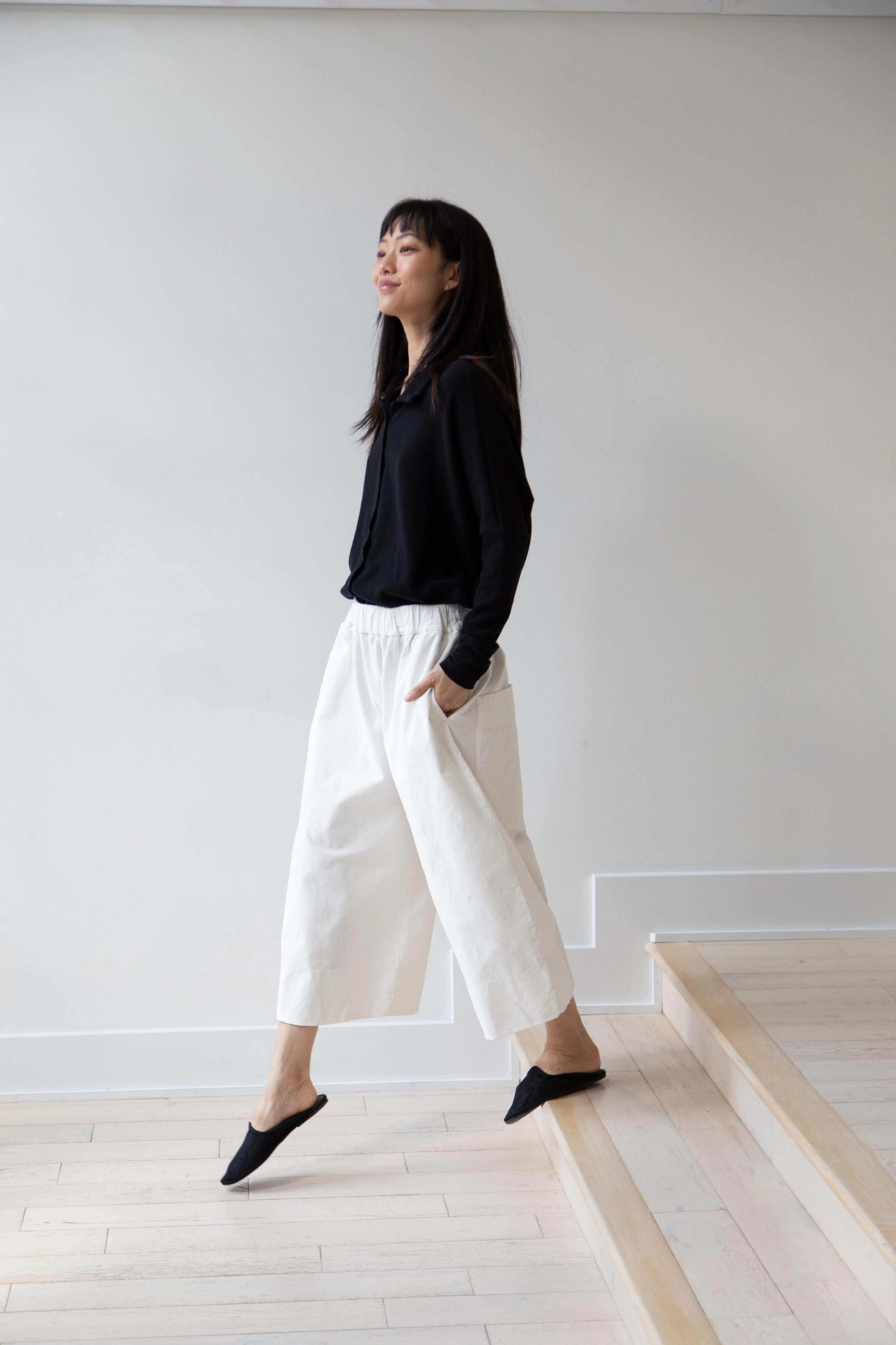 Album di Famiglia | Velvet Wide Trousers in Milk - Image 21