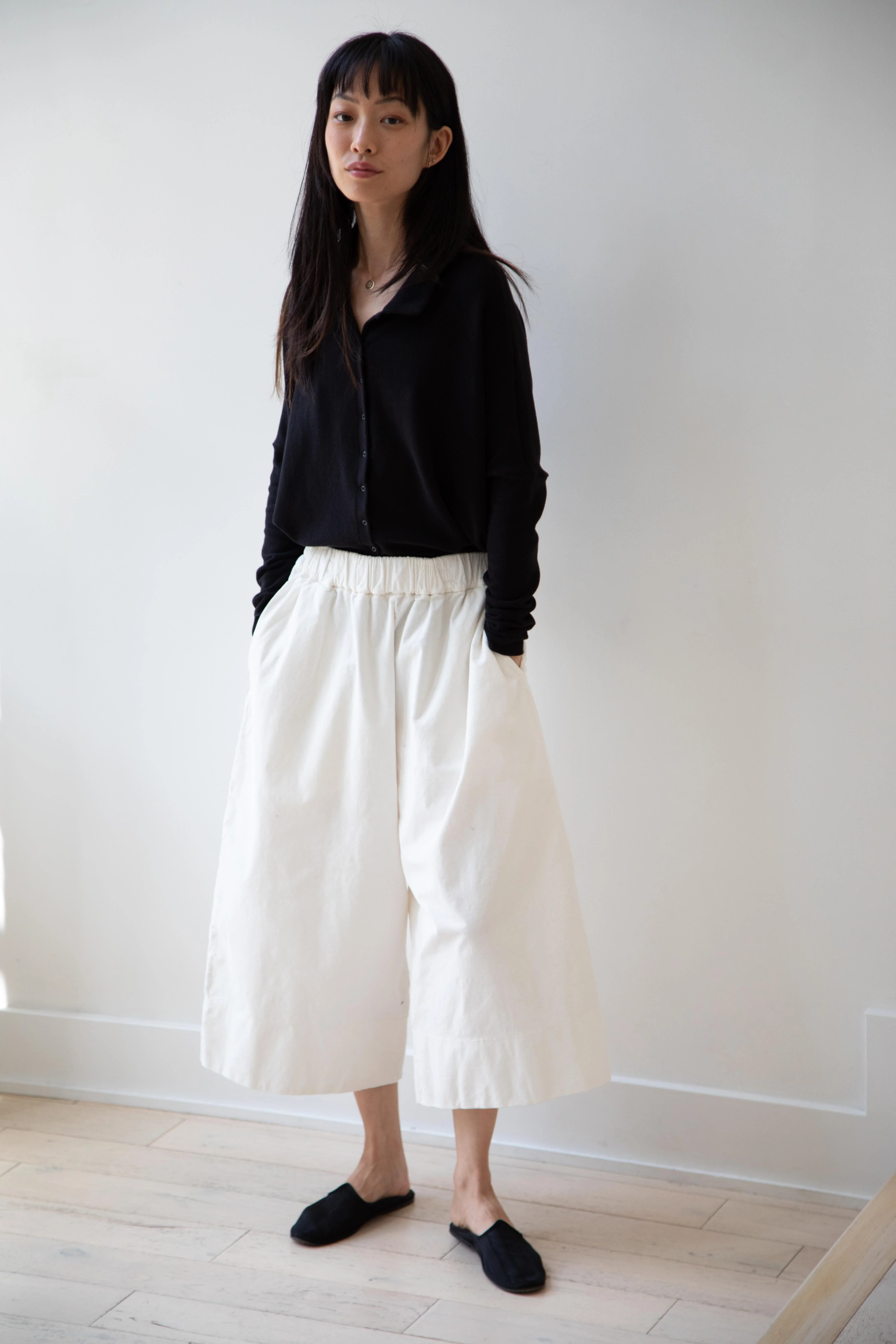 Album di Famiglia | Velvet Wide Trousers in Milk - Image 6