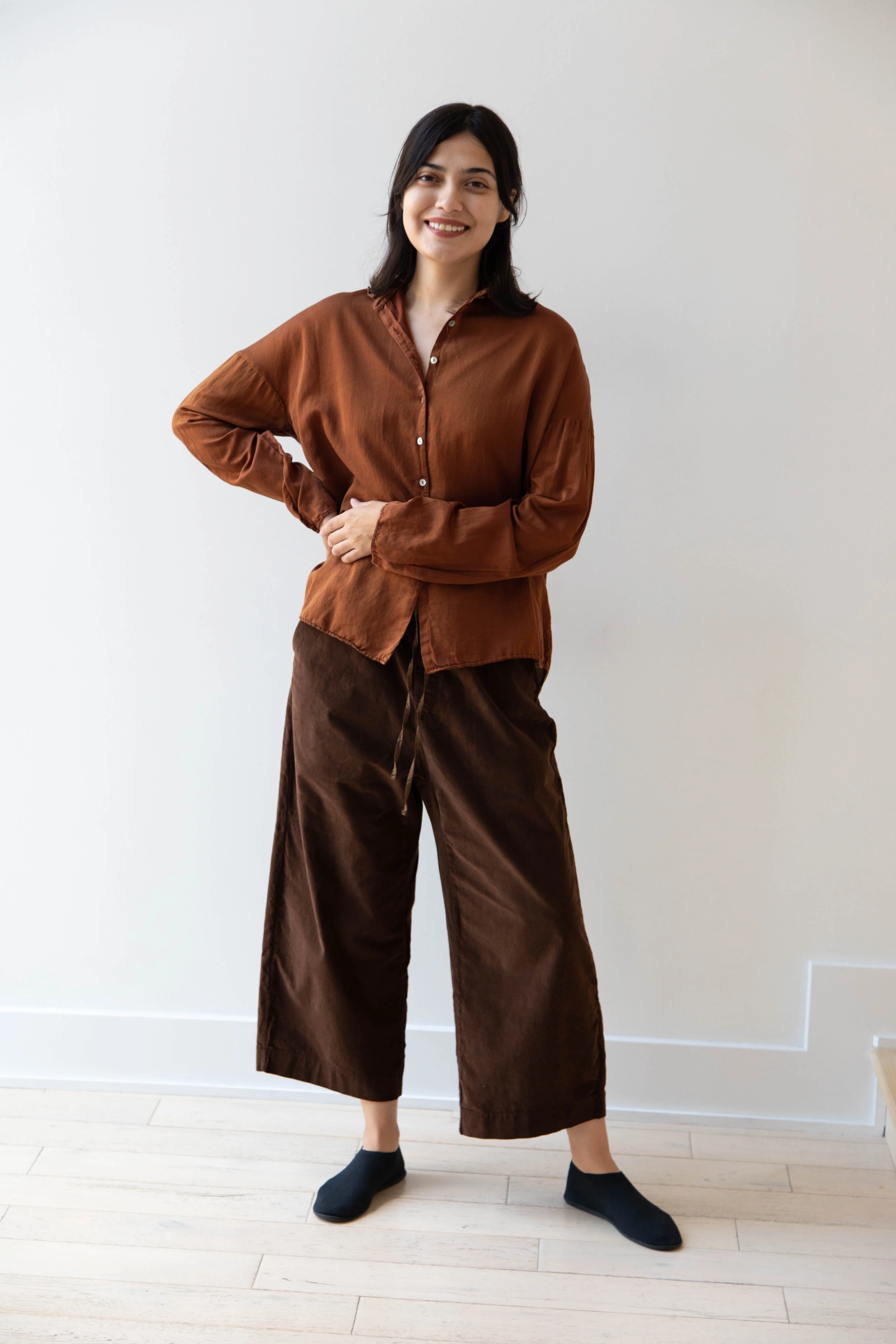 Album di Famiglia | Velvet Wide & Short Trousers in Coffee - Image 26