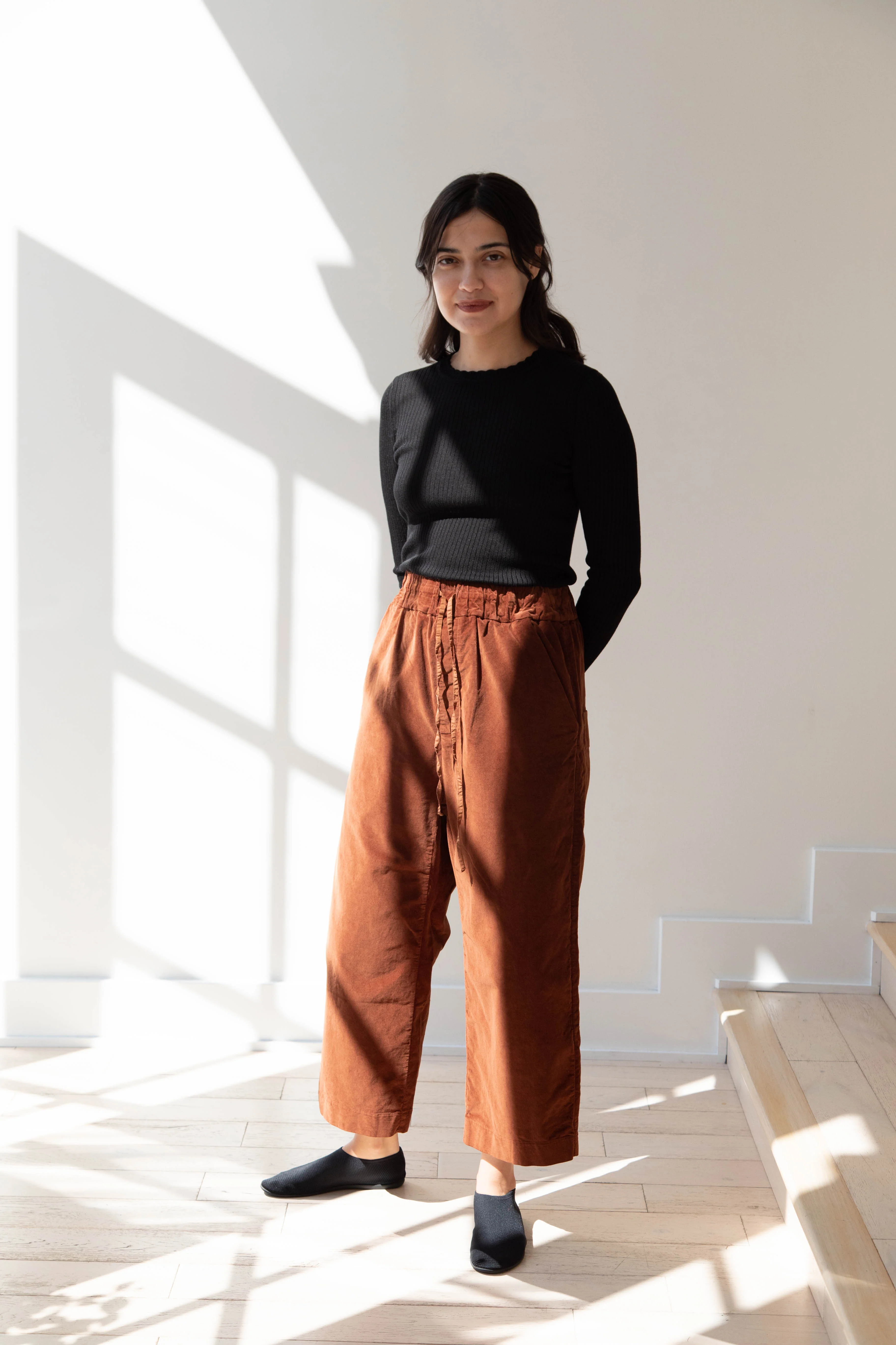 Album di Famiglia | Velvet Wide & Short Trousers in Rust - Image 7