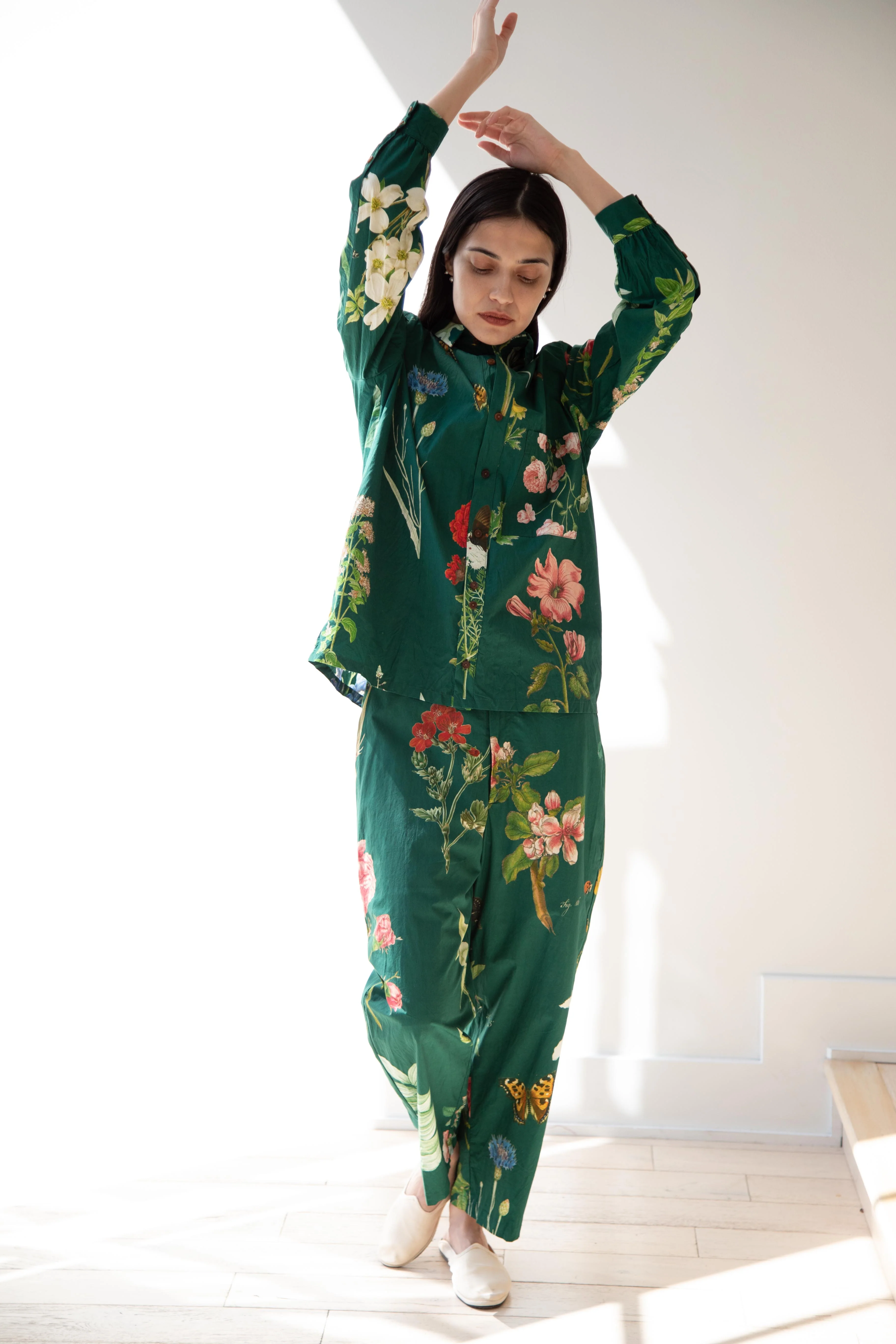 Aleksandr Manamïs | Button Up in Jardin Vert - Image 17