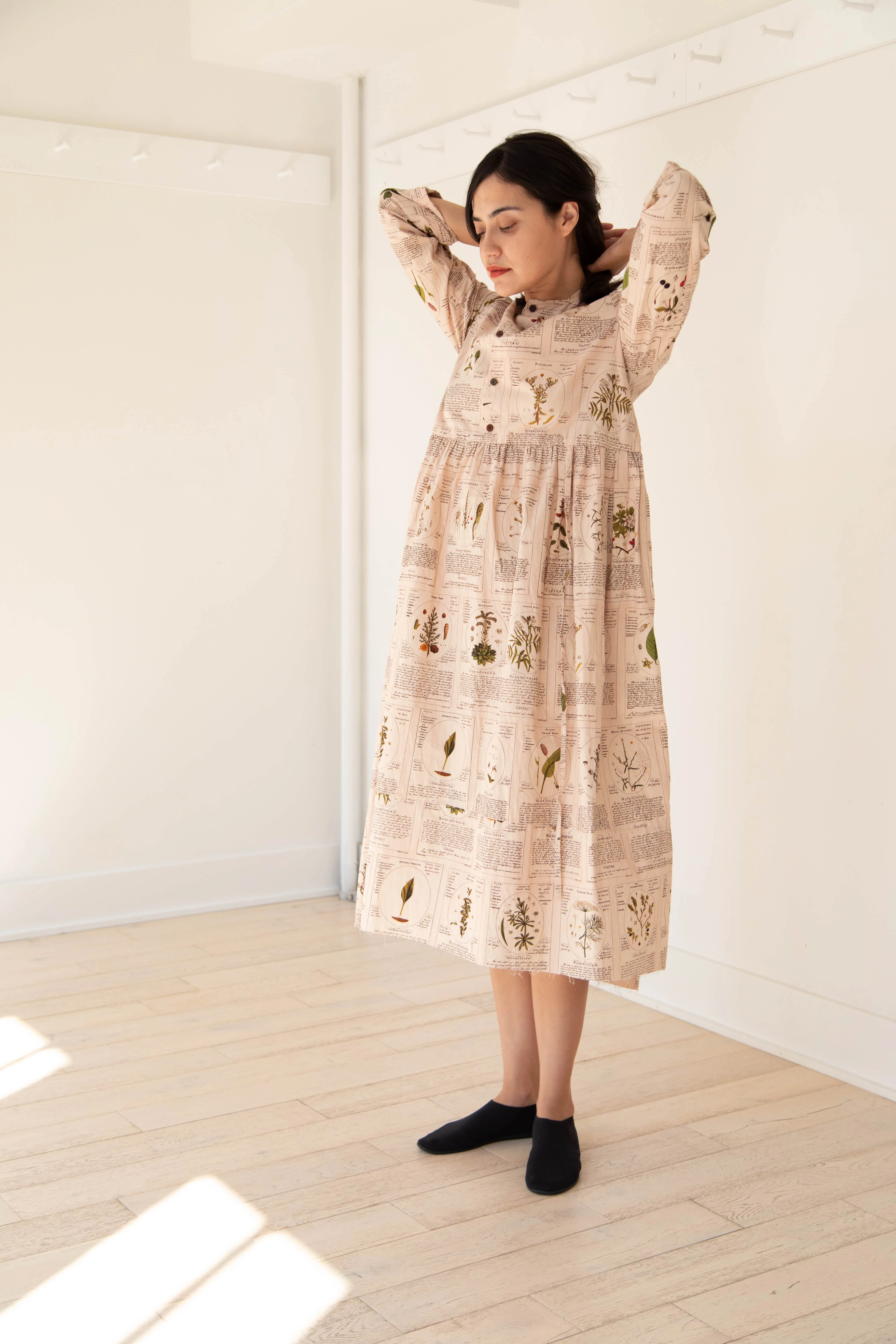 Aleksandr Manamïs | Loose Front Dress in Herbarium - Image 37