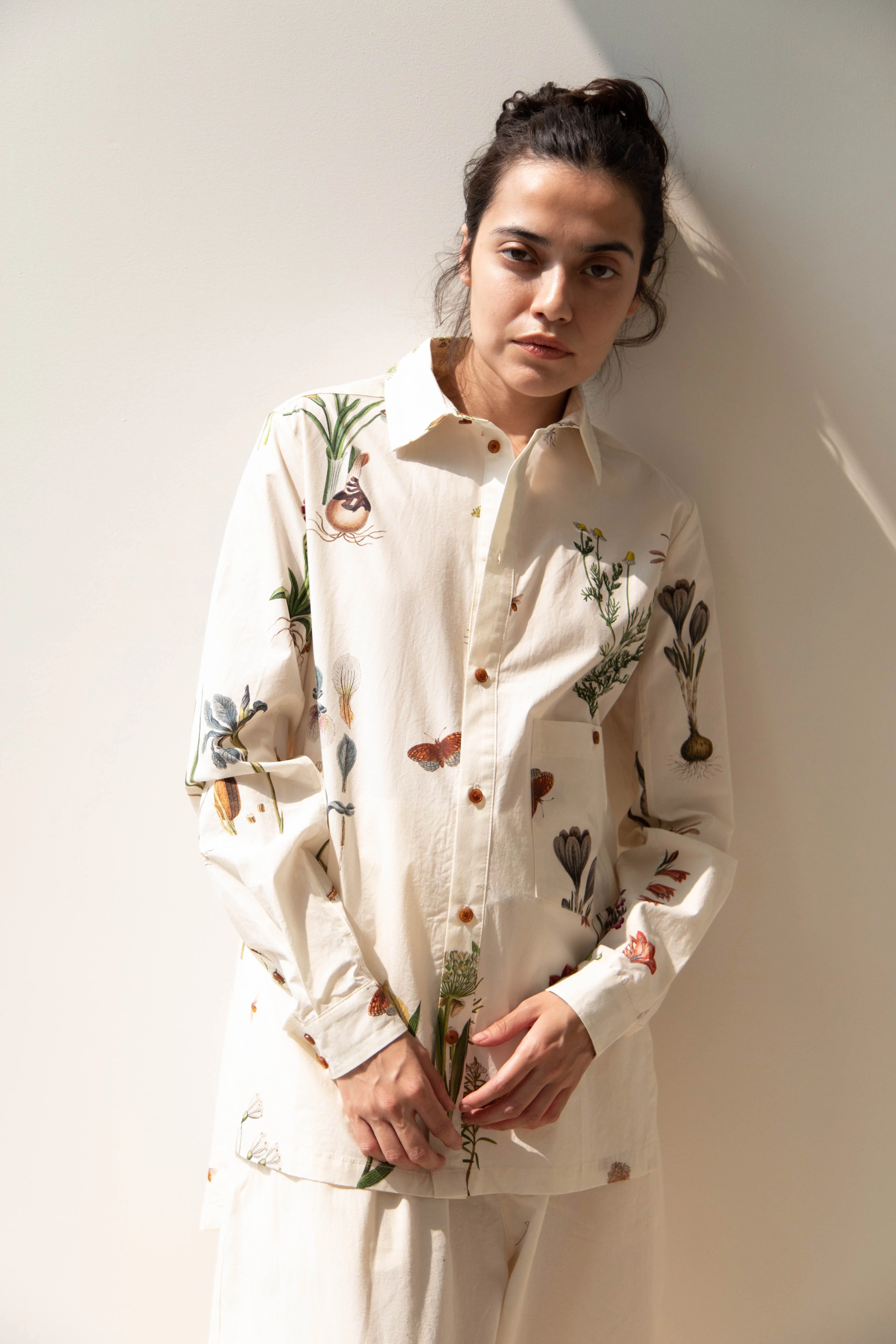 Aleksandr Manamïs | Slit Detail Top in Eden Floral - Image 18