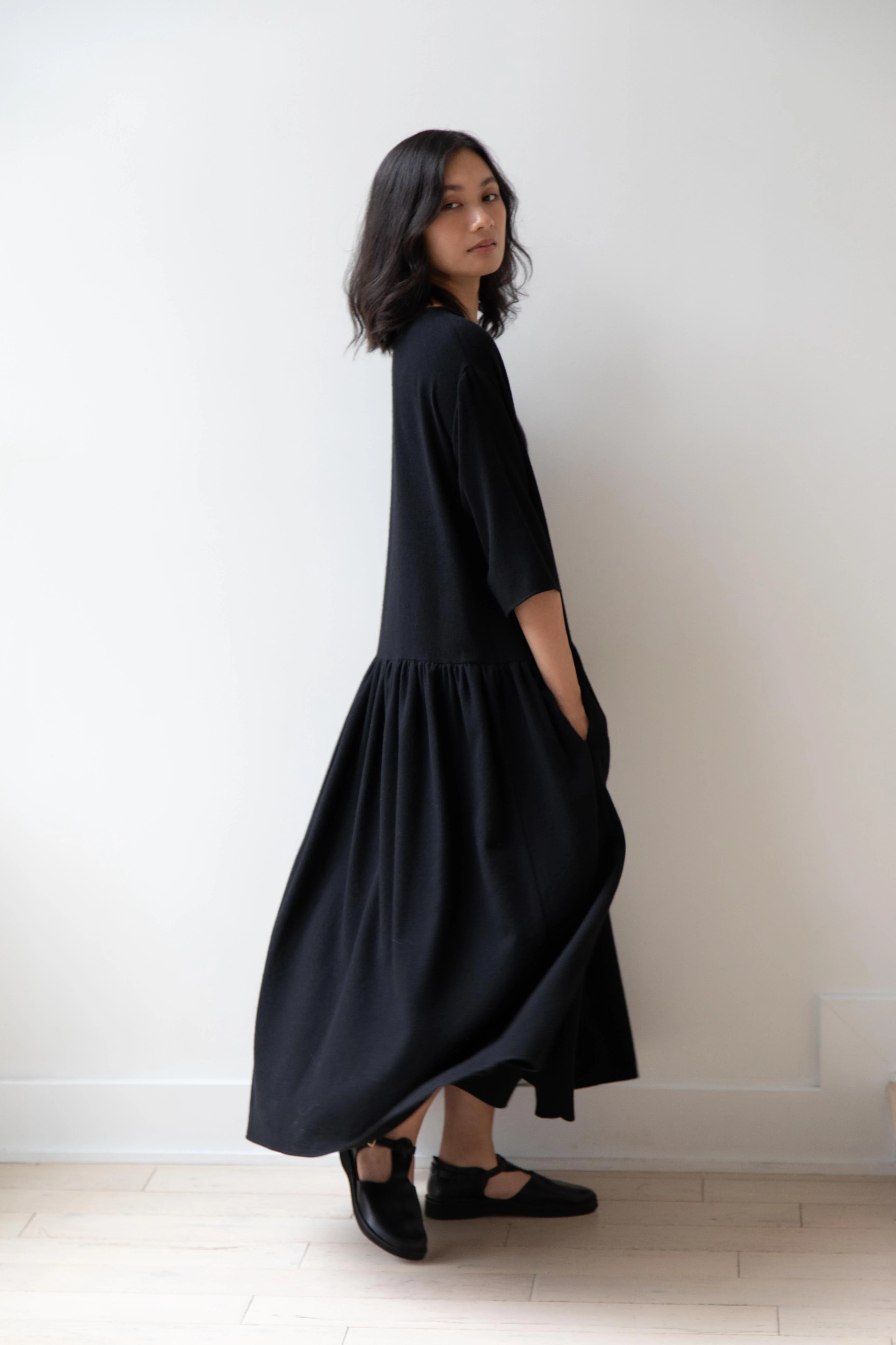 Apuntob | Cashmere Dress in Black - Image 10