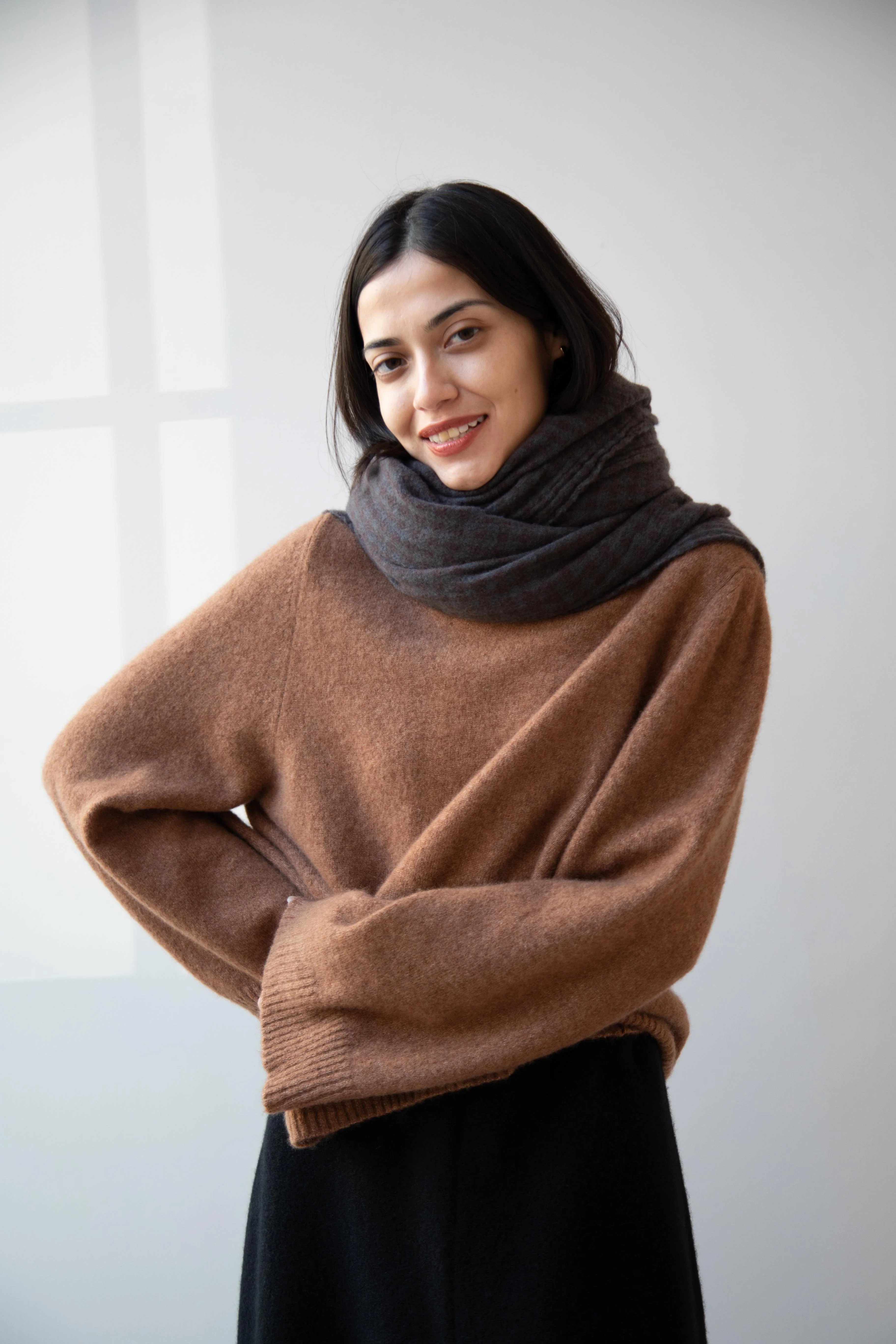 Apuntob | Cashmere Scarf in Grey & Brown - Image 18