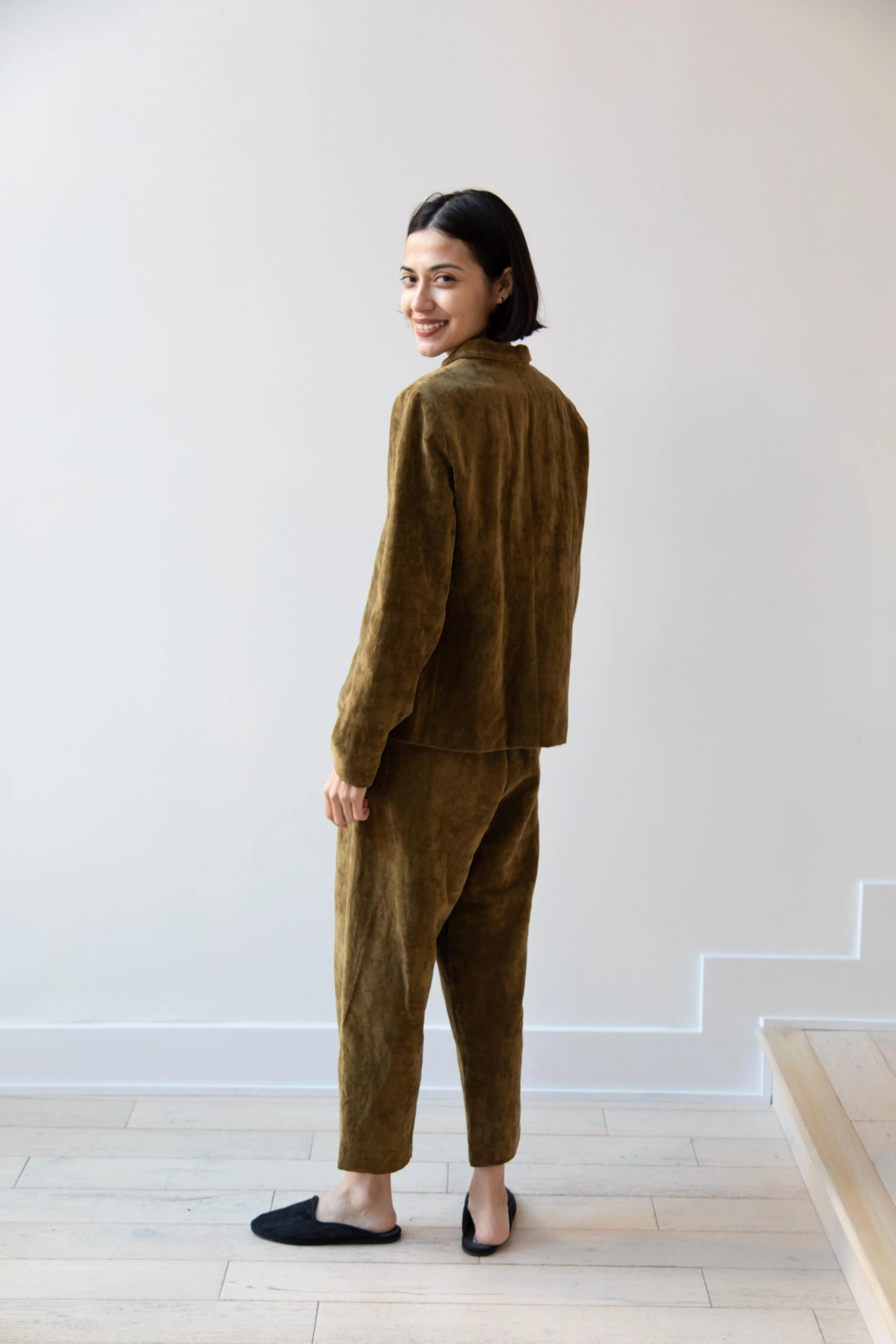 Apuntob | Velvet Trousers in Forest - Image 14
