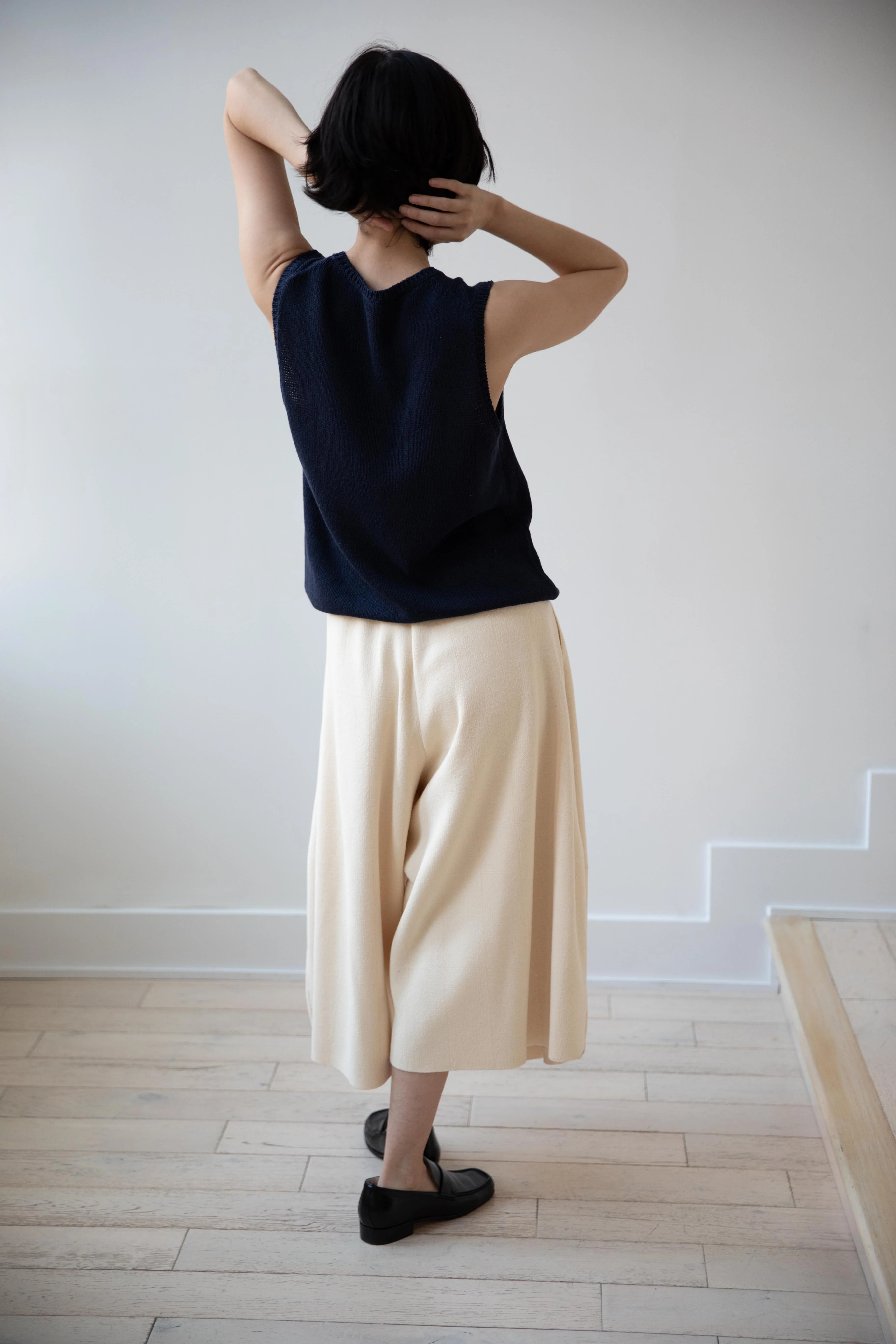 Apuntob | Wild Silk Sleeveless Vest in Abyss - Image 33