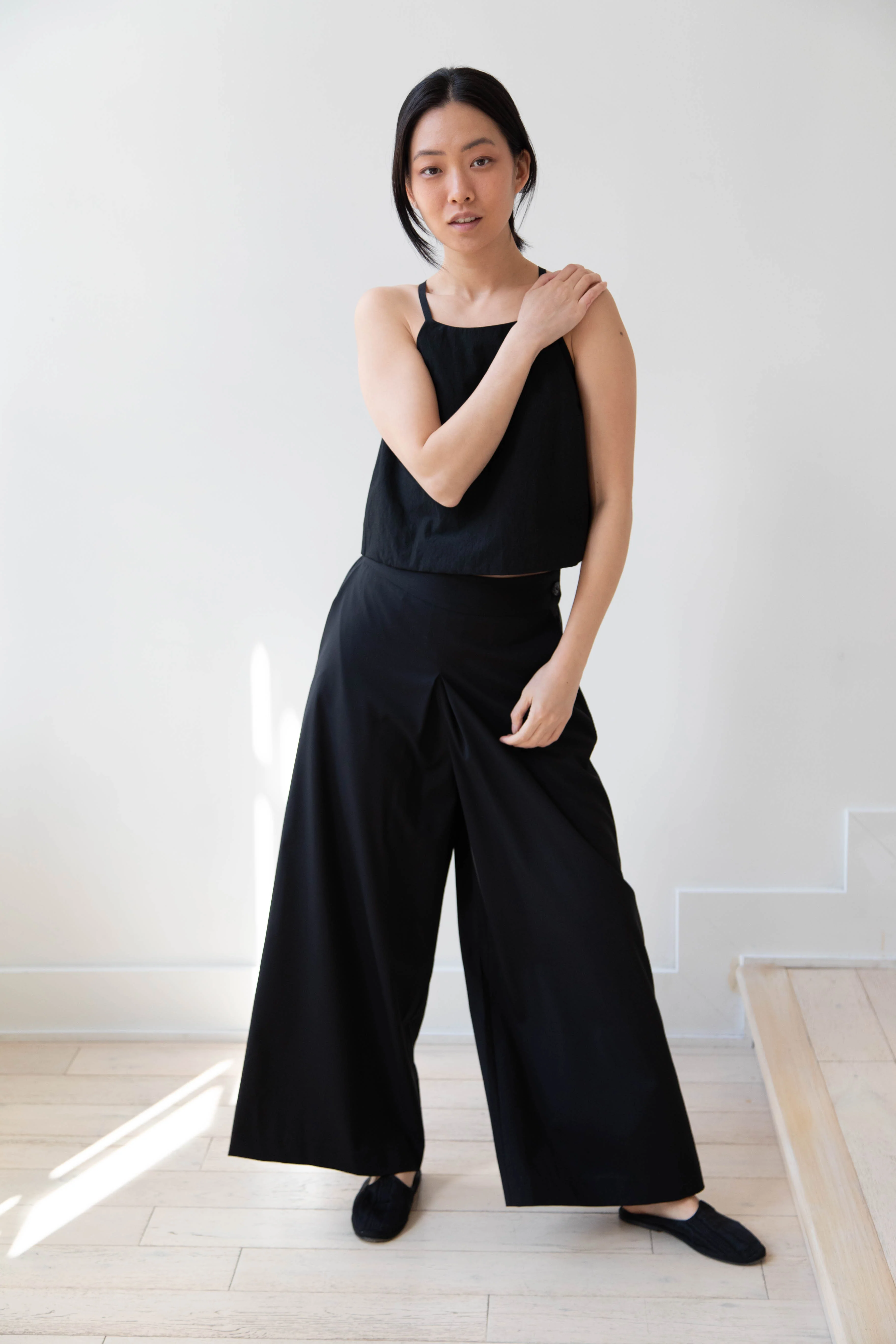 Arts & Science | Back Gum Tuck Culottes in Black - Image 11
