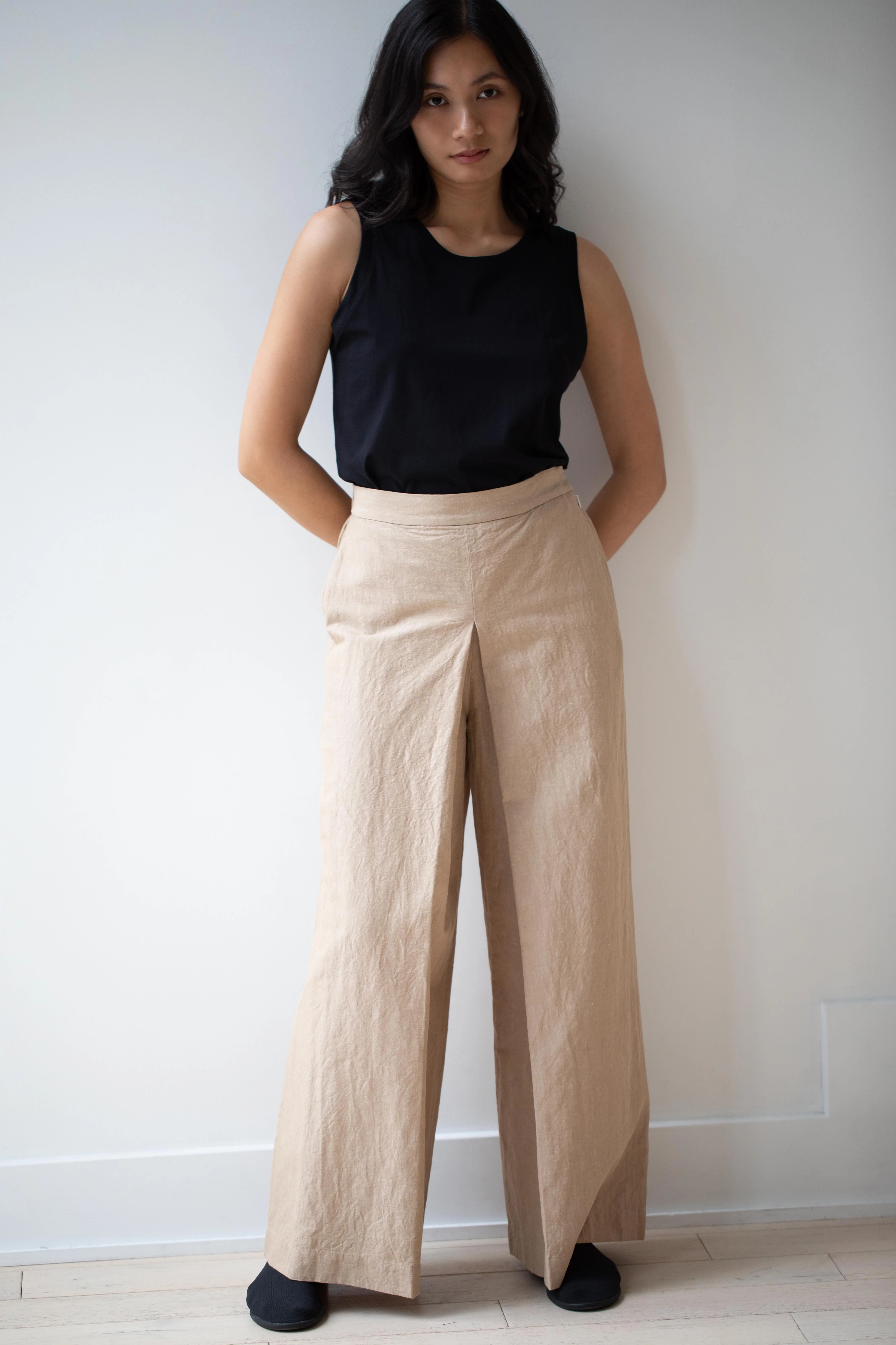 Arts & Science | Front Box Tuck Pants in Vintage Beige - Image 26