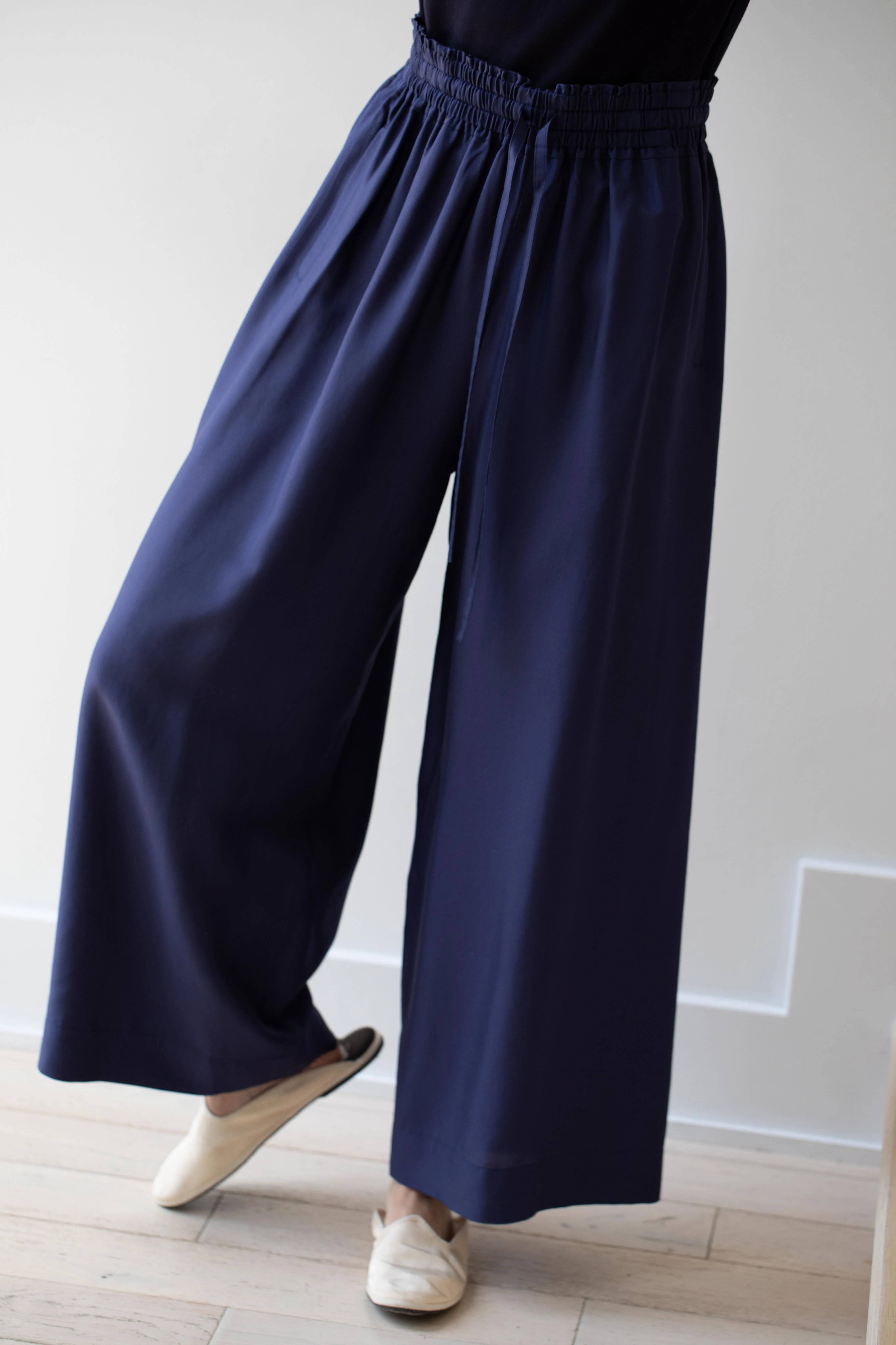 Arts & Science | Front String Pants in Navy Silk - Image 3