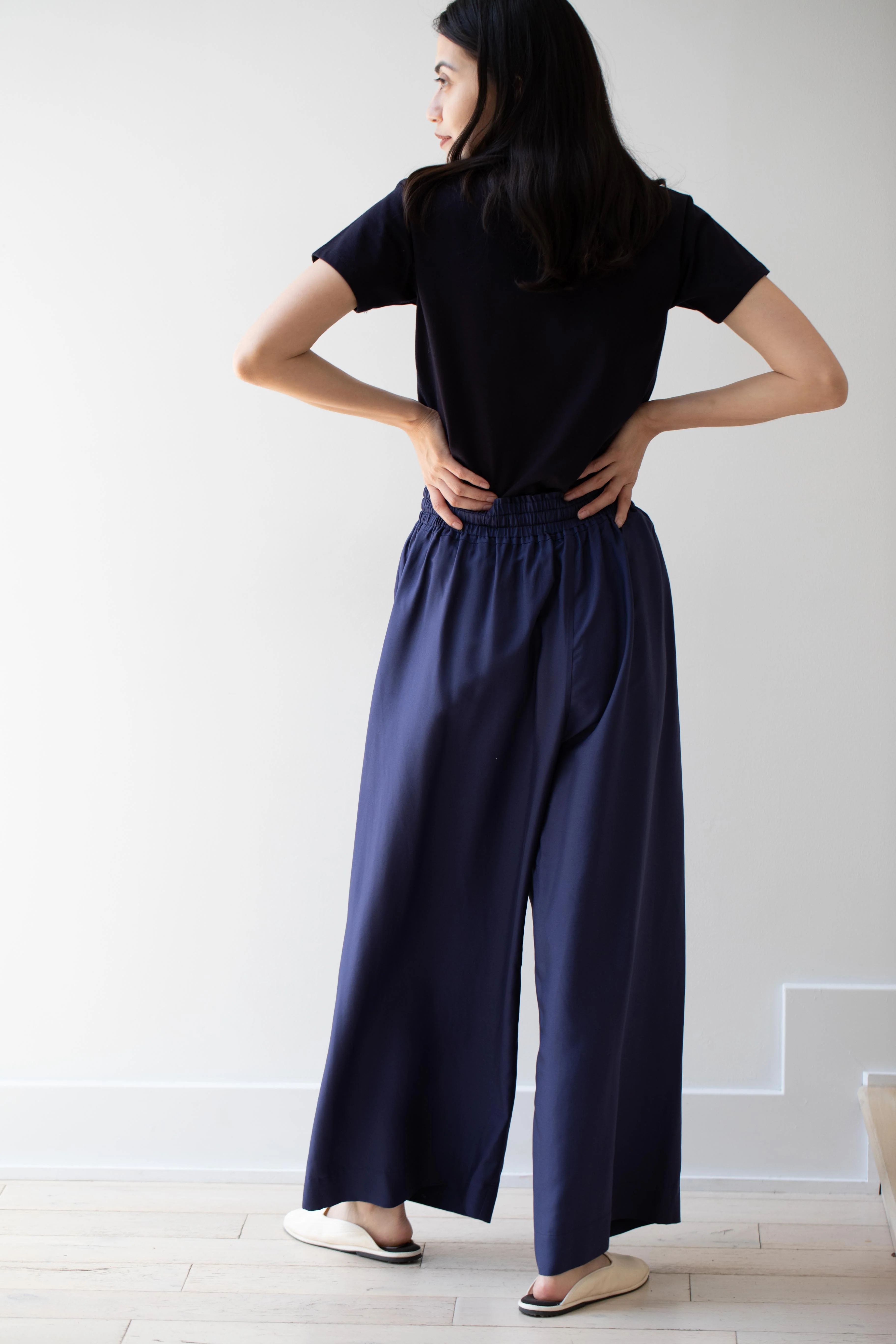 Arts & Science | Front String Pants in Navy Silk - Image 30