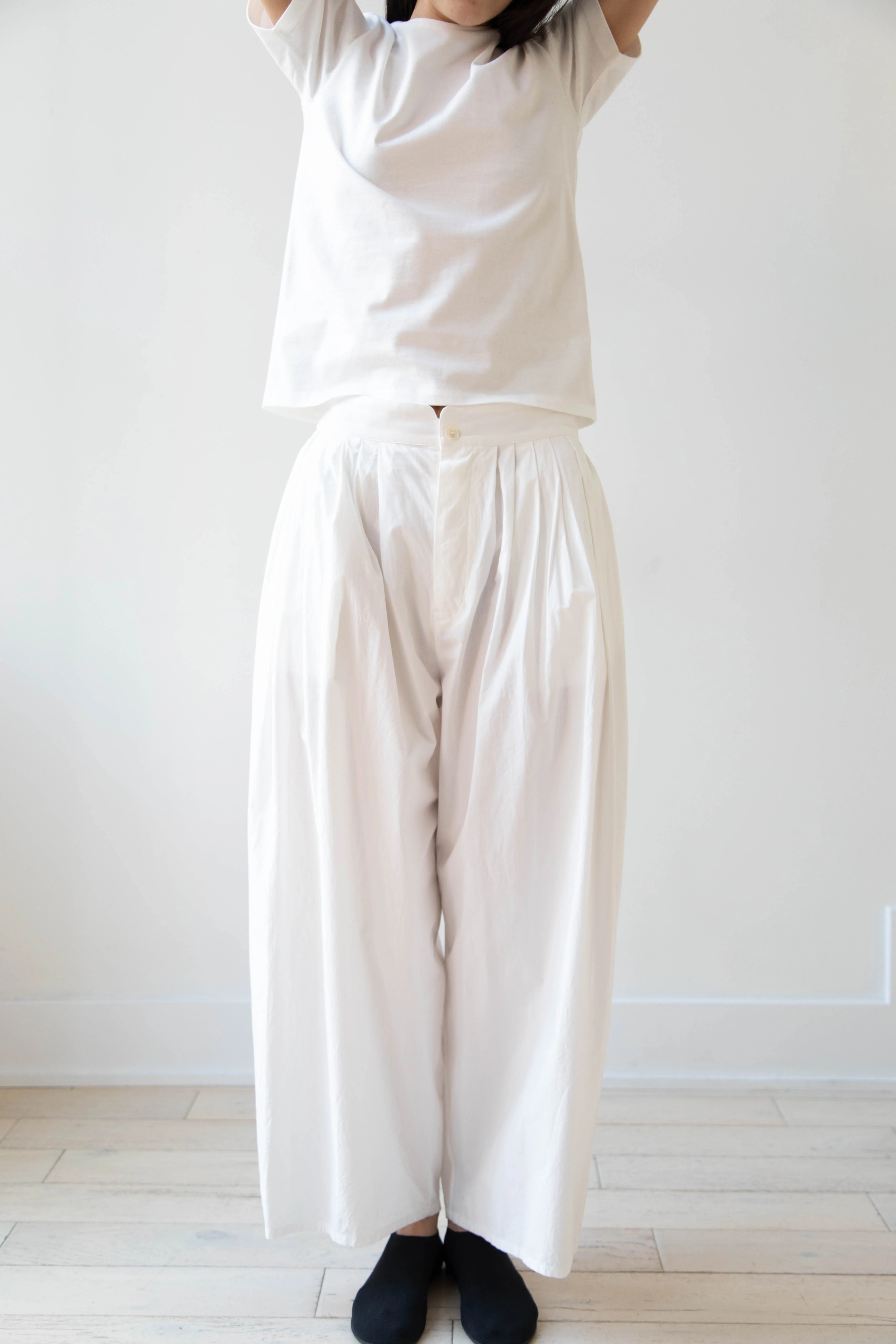 Arts & Science | Front Tuck Back Gum Pants in Off White Cotton - Image 13