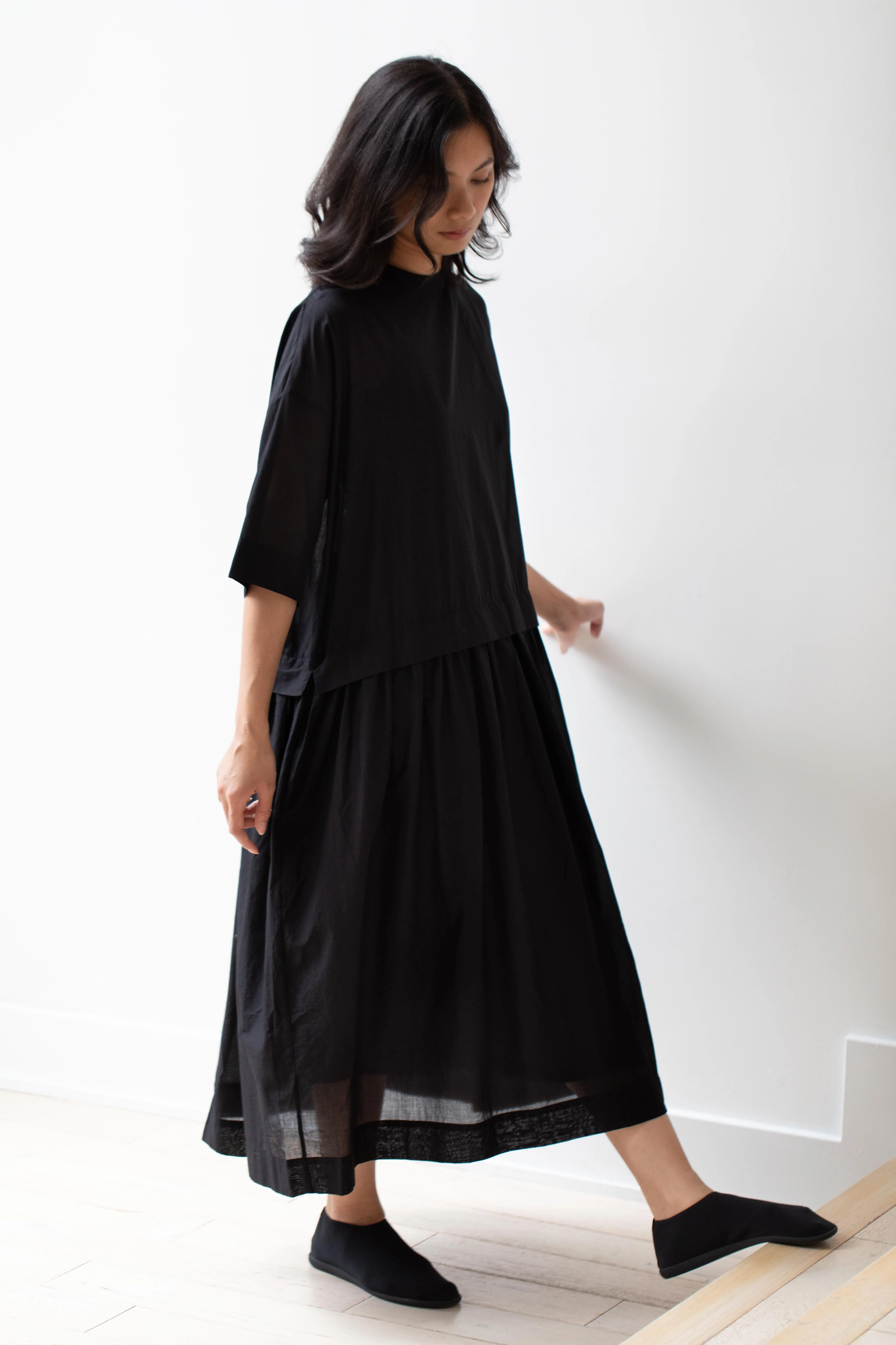 Arts & Science | Gather Bottom Short Sleeve Dress in Black - Image 2
