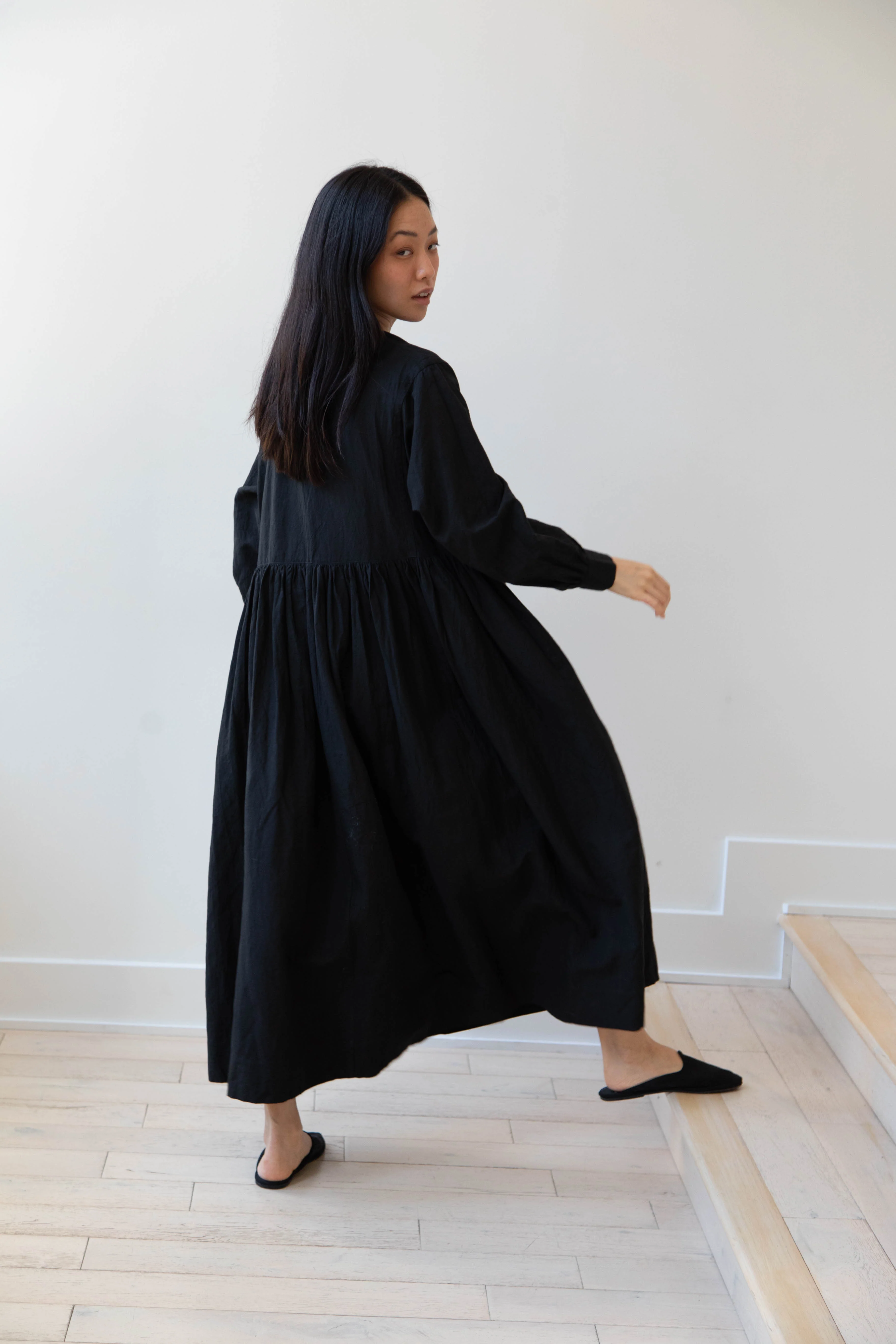Arts & Science | Gather Combi Dress in Black - Image 52