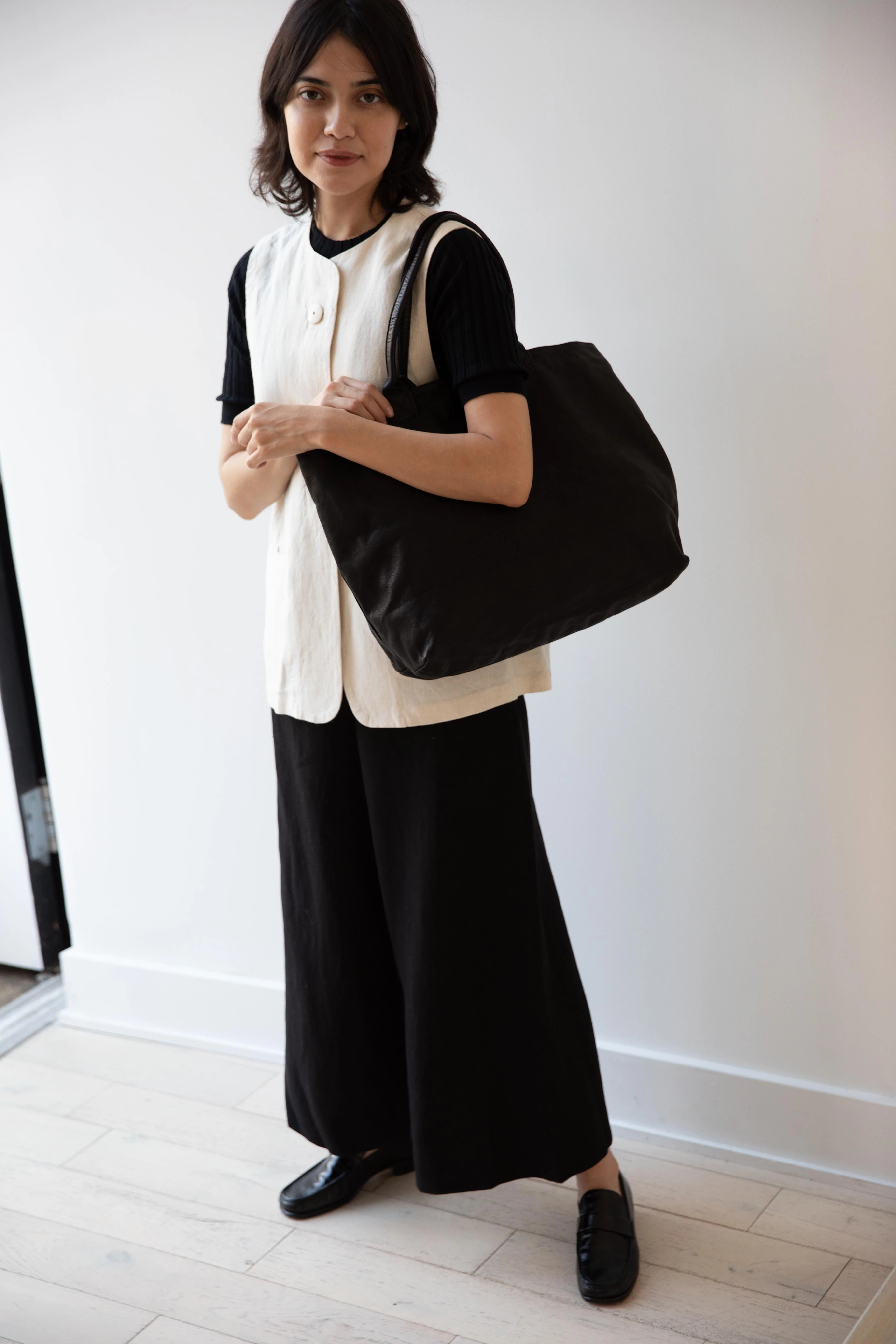 Arts & Science | New Laundry Bag in Black - Image 19