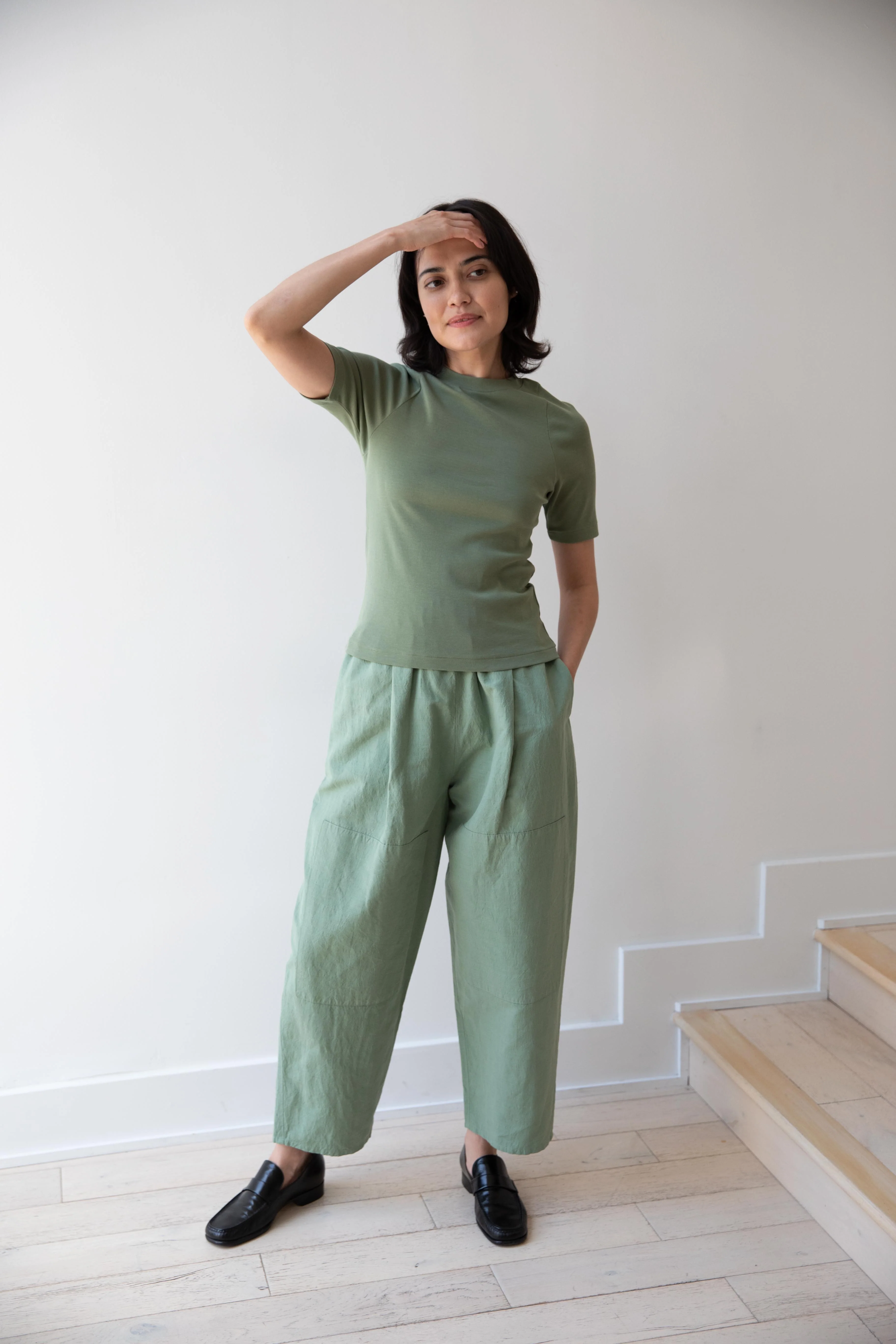 Arts & Science | One Tuck Relax Fit Pants in Light Green - Image 11