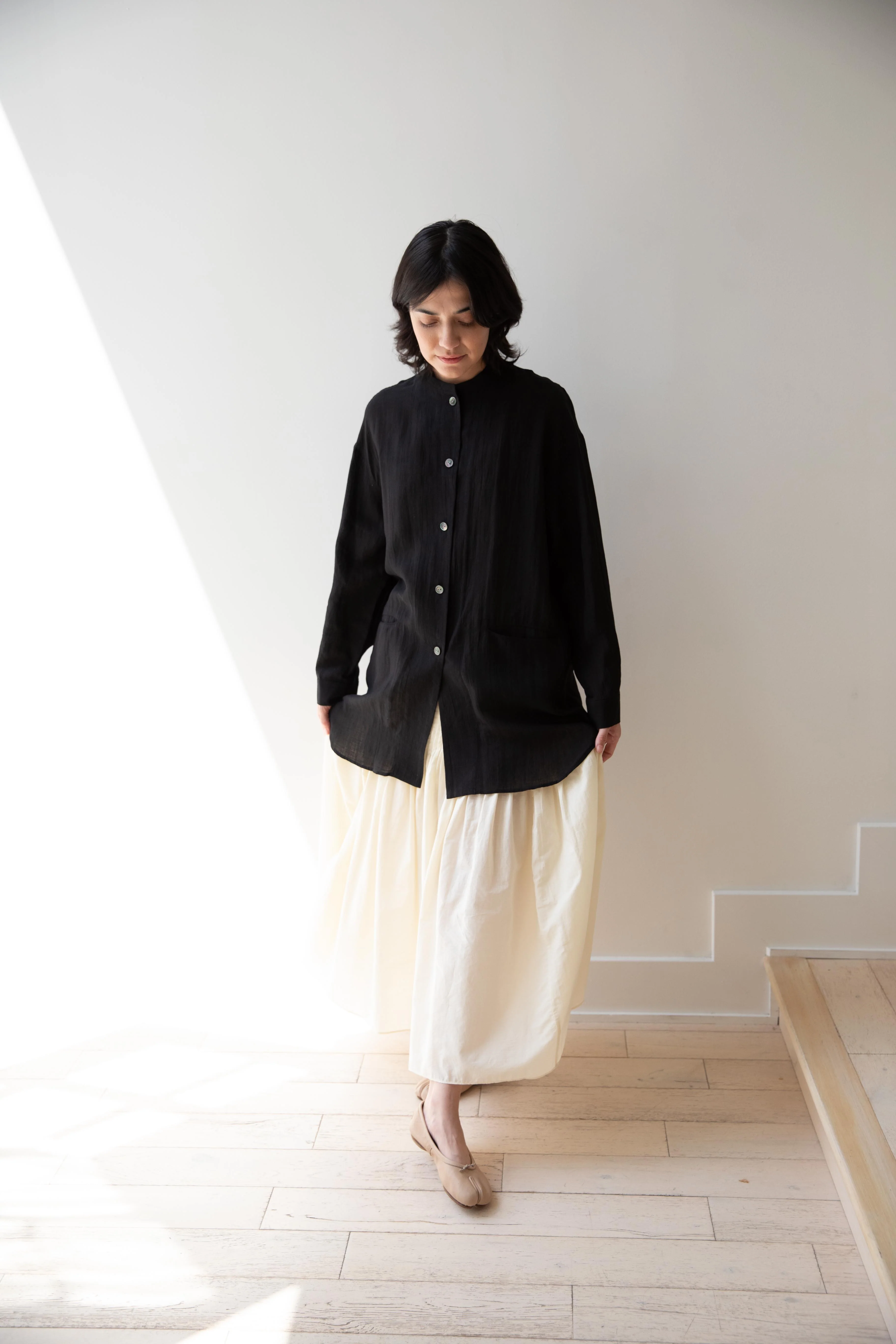 Arts & Science | Pajama Long Shirt in Black Fine Linen - Image 19