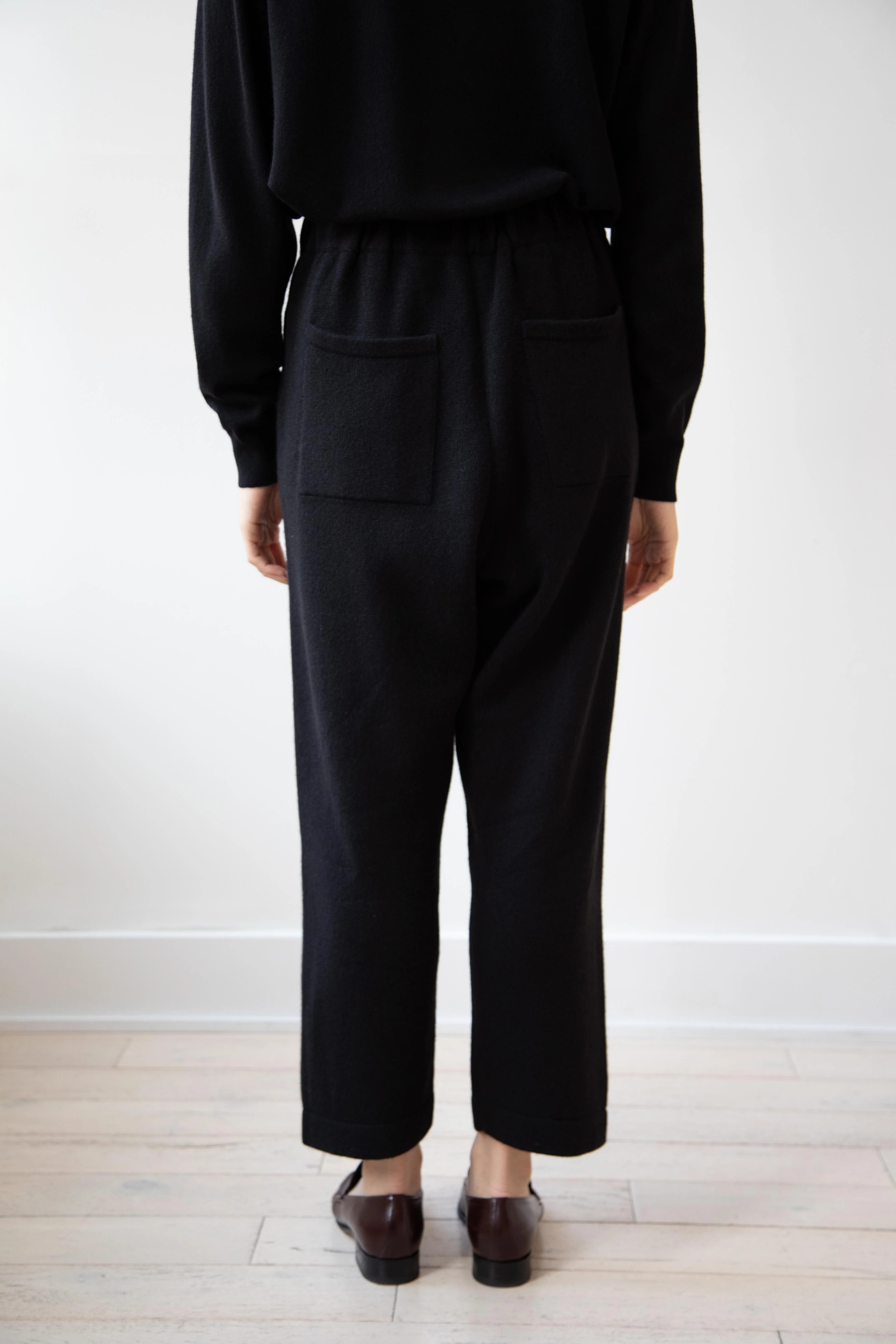 Arts & Science | Simple Easy Knit Cashmere Pants in Black - Image 19