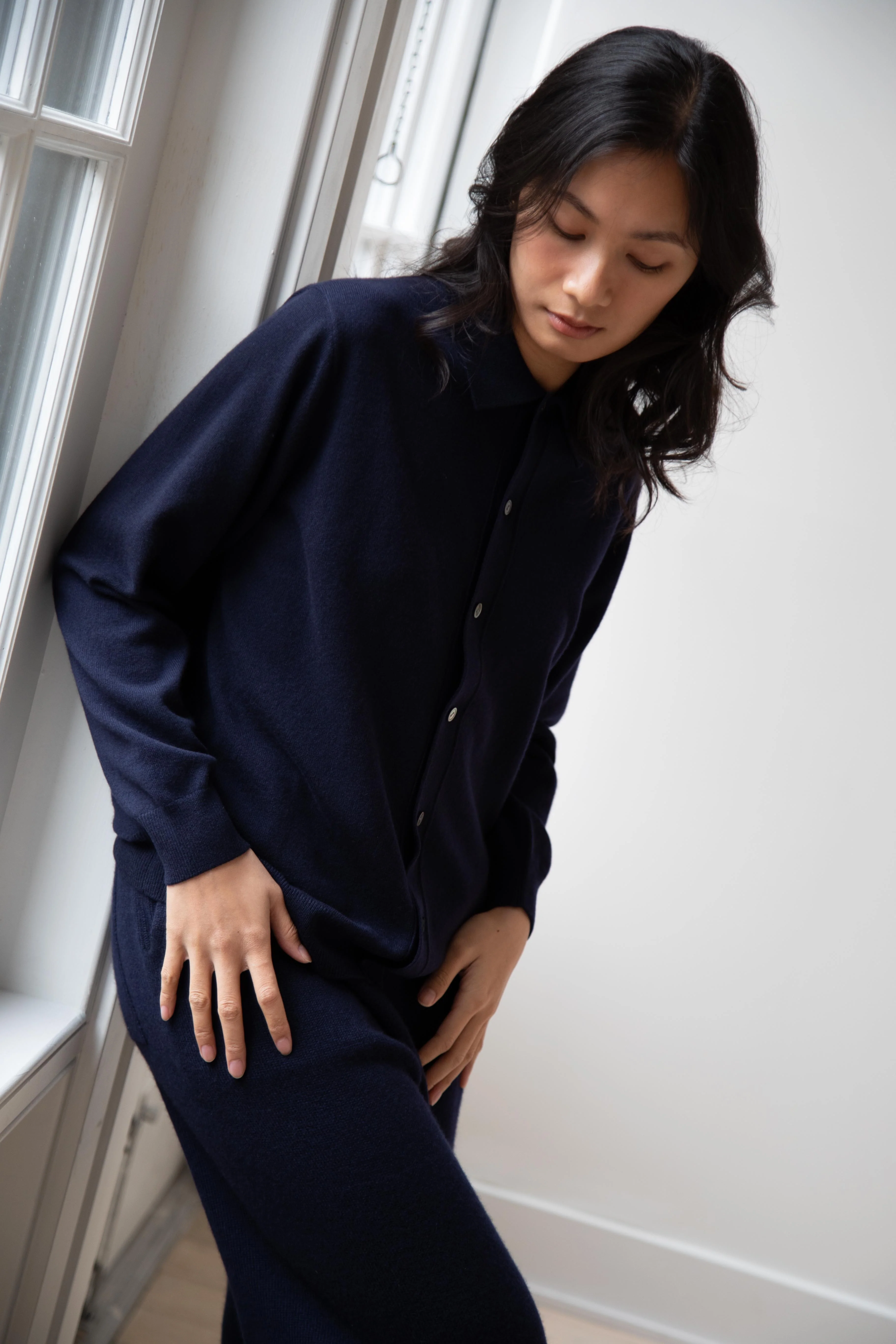 Arts & Science | Simple Easy Knit Cashmere Pants in Navy - Image 25