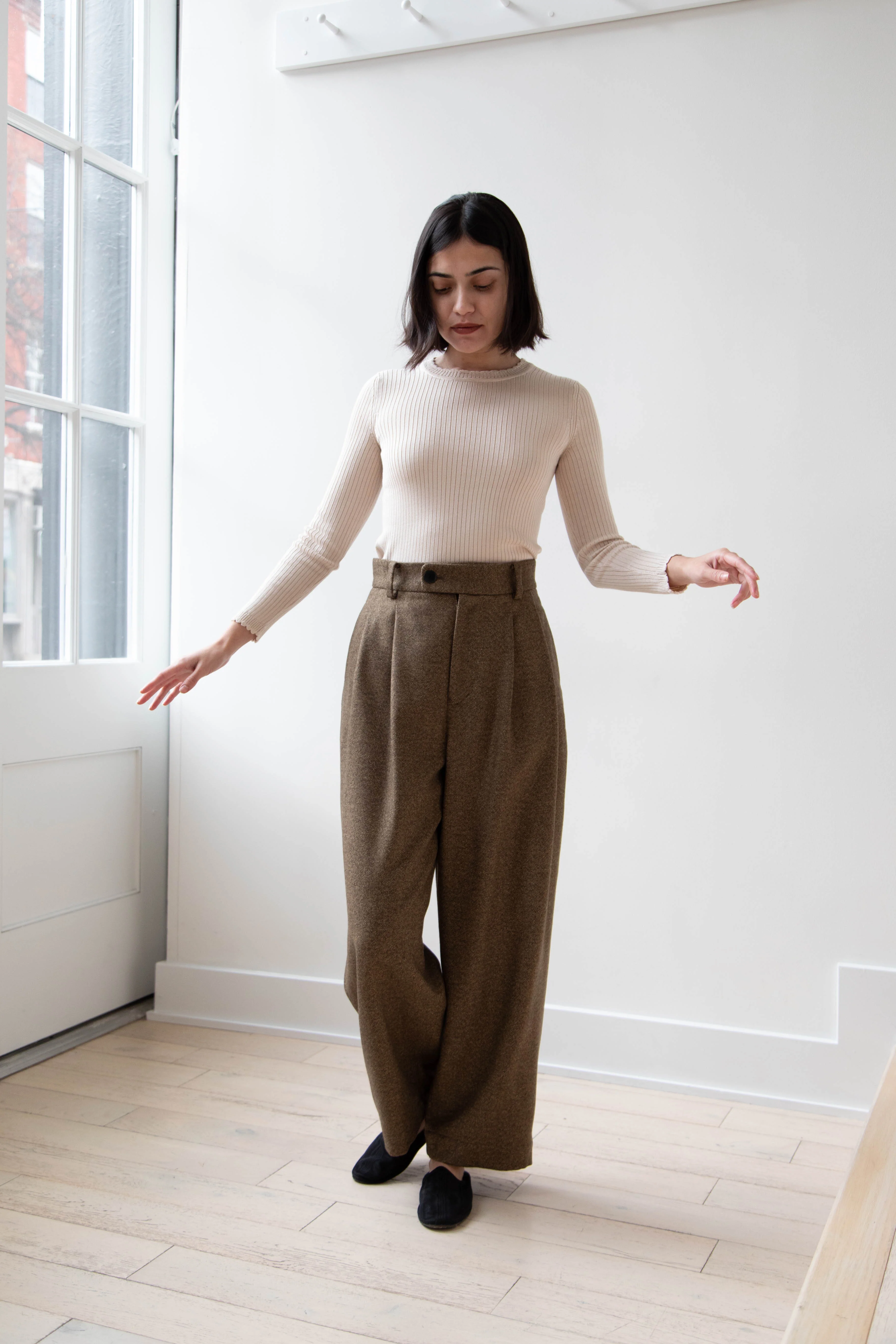 Arts & Science | Tuck Front Trousers in Yorimoku Tweed Wool - Image 2