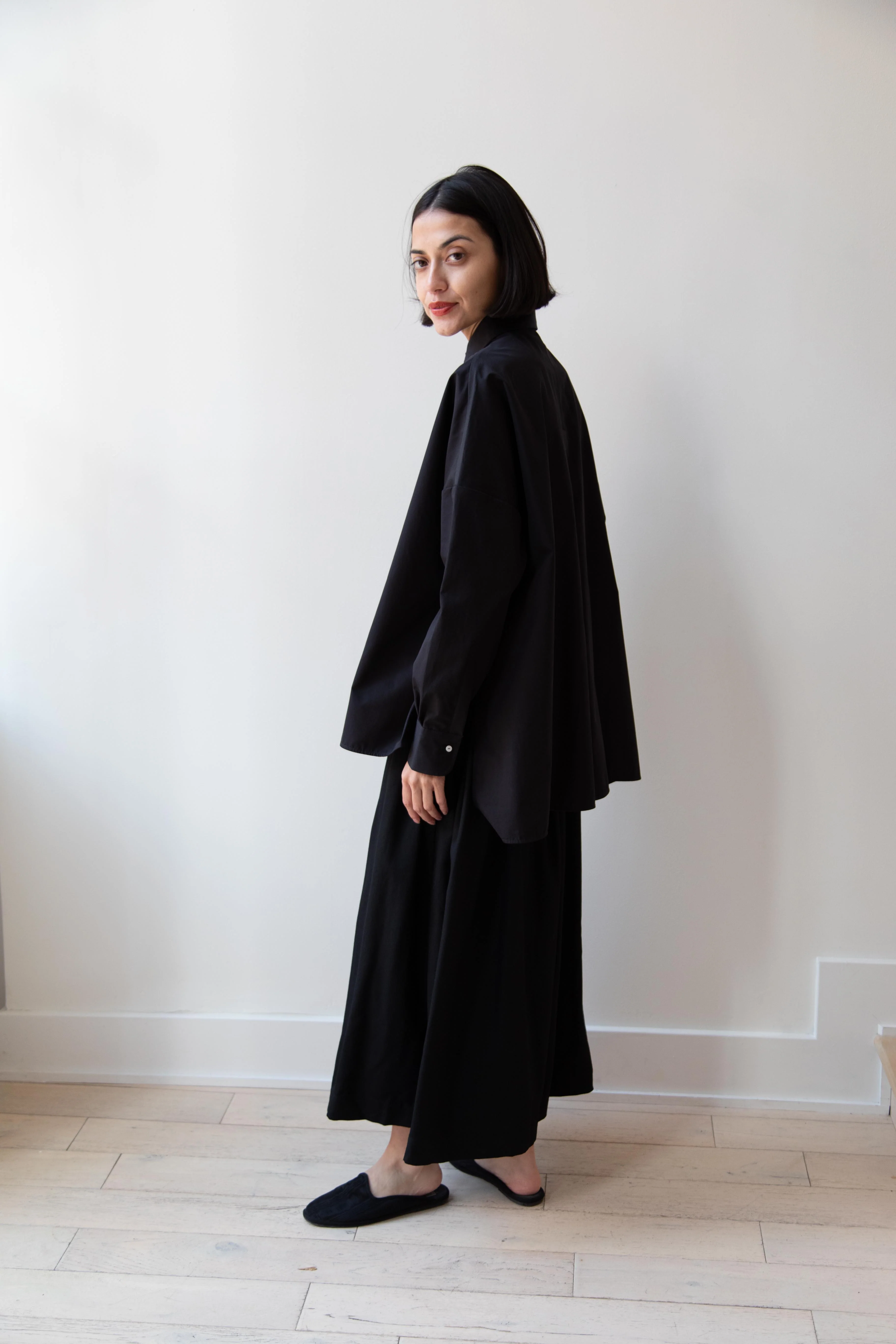Asciari | Taylor Shirt in Black - Image 18