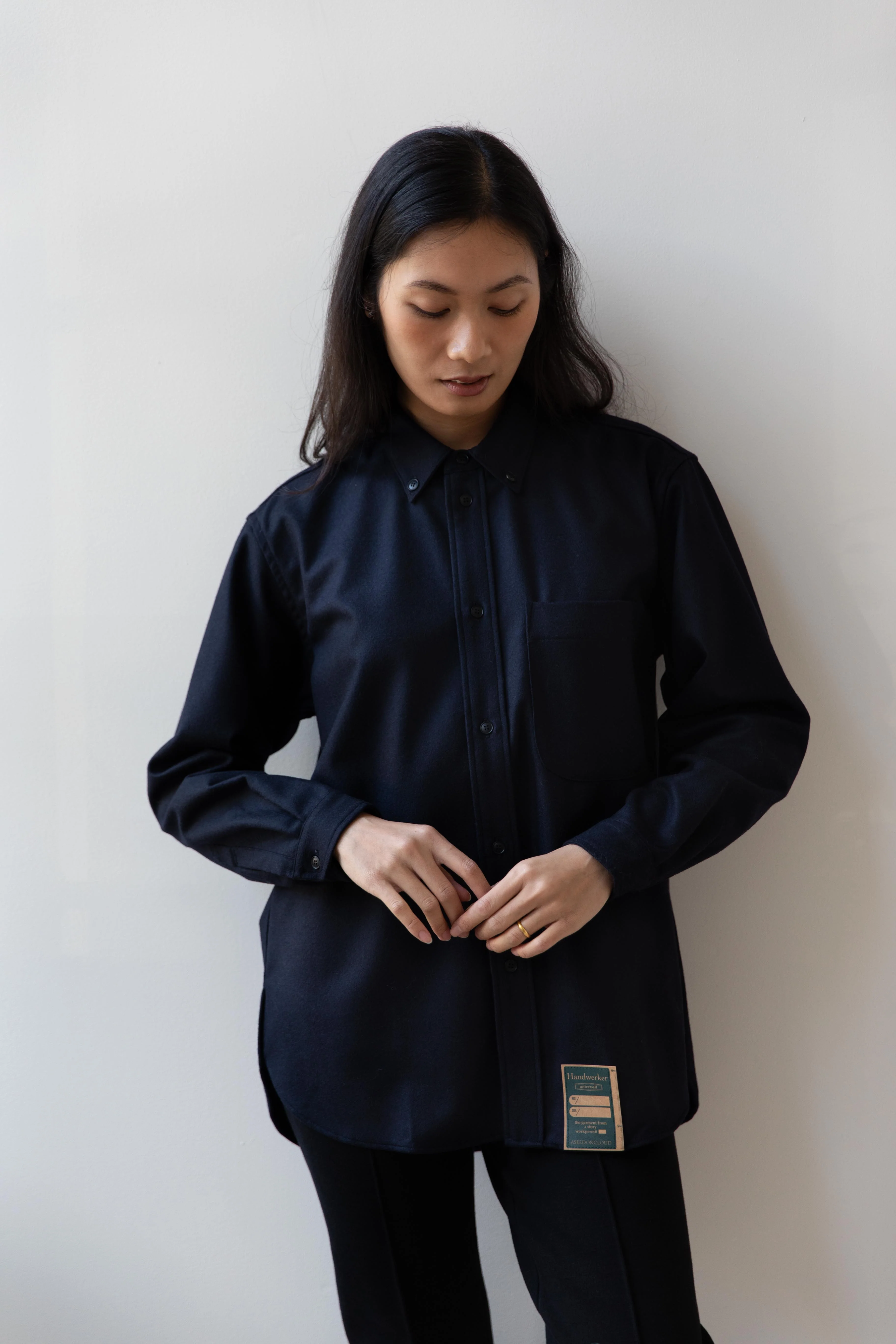 Aseedoncloud | HW Basic Shirt in Navy - Image 6