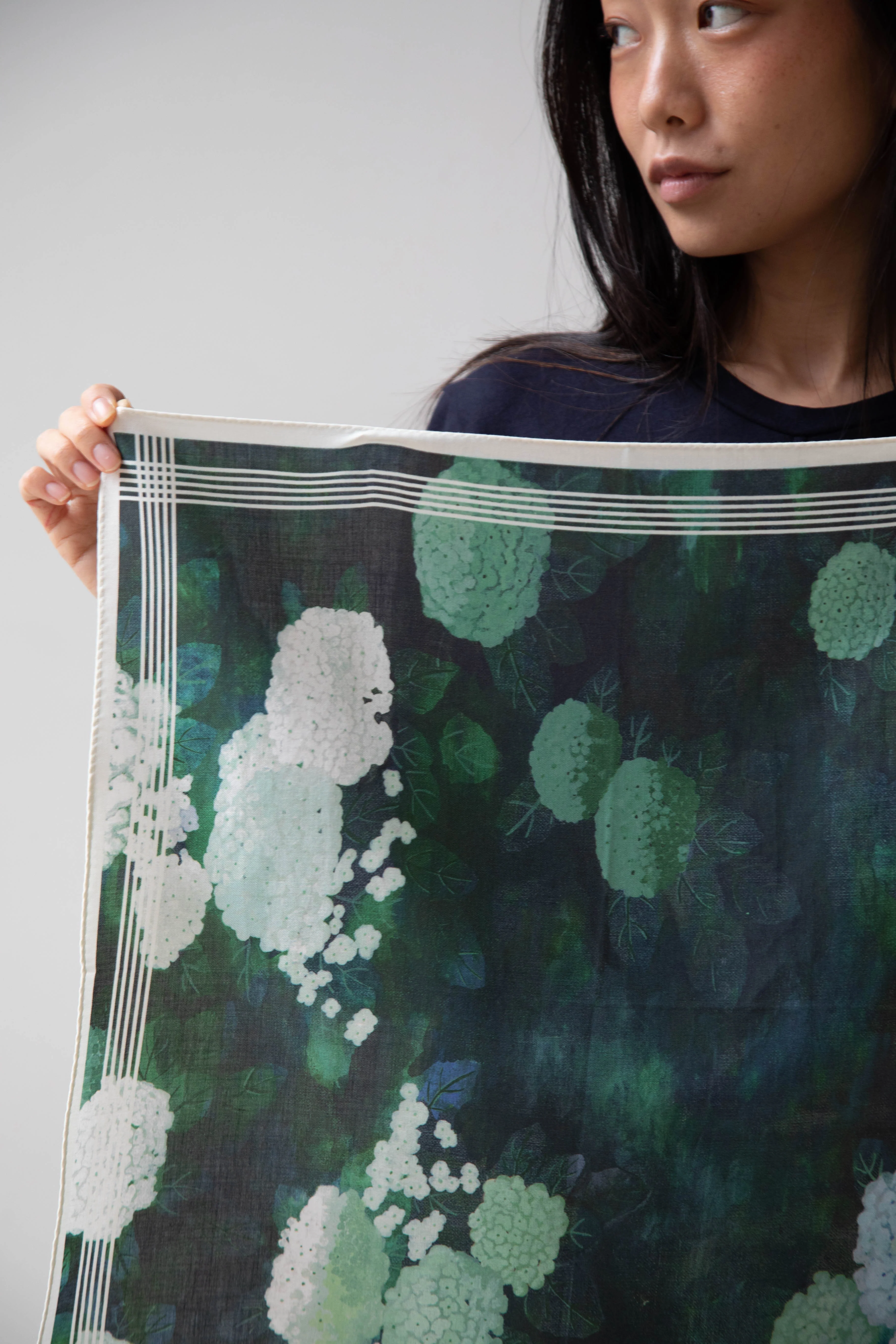 Aseedonclöud Hydrangea Scarf in Cotton Silk - Image 13