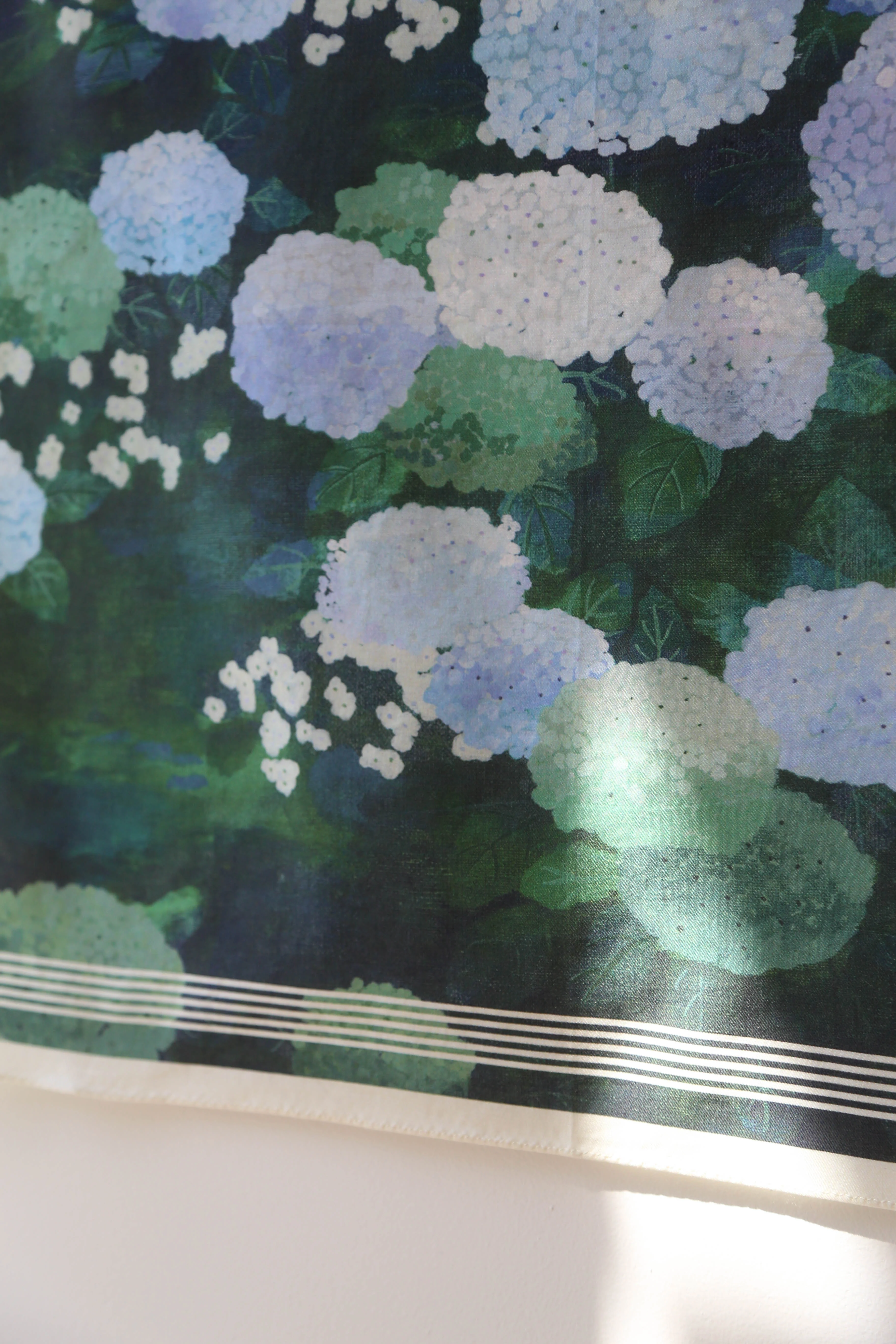 Aseedonclöud Hydrangea Scarf in Cotton Silk - Image 5