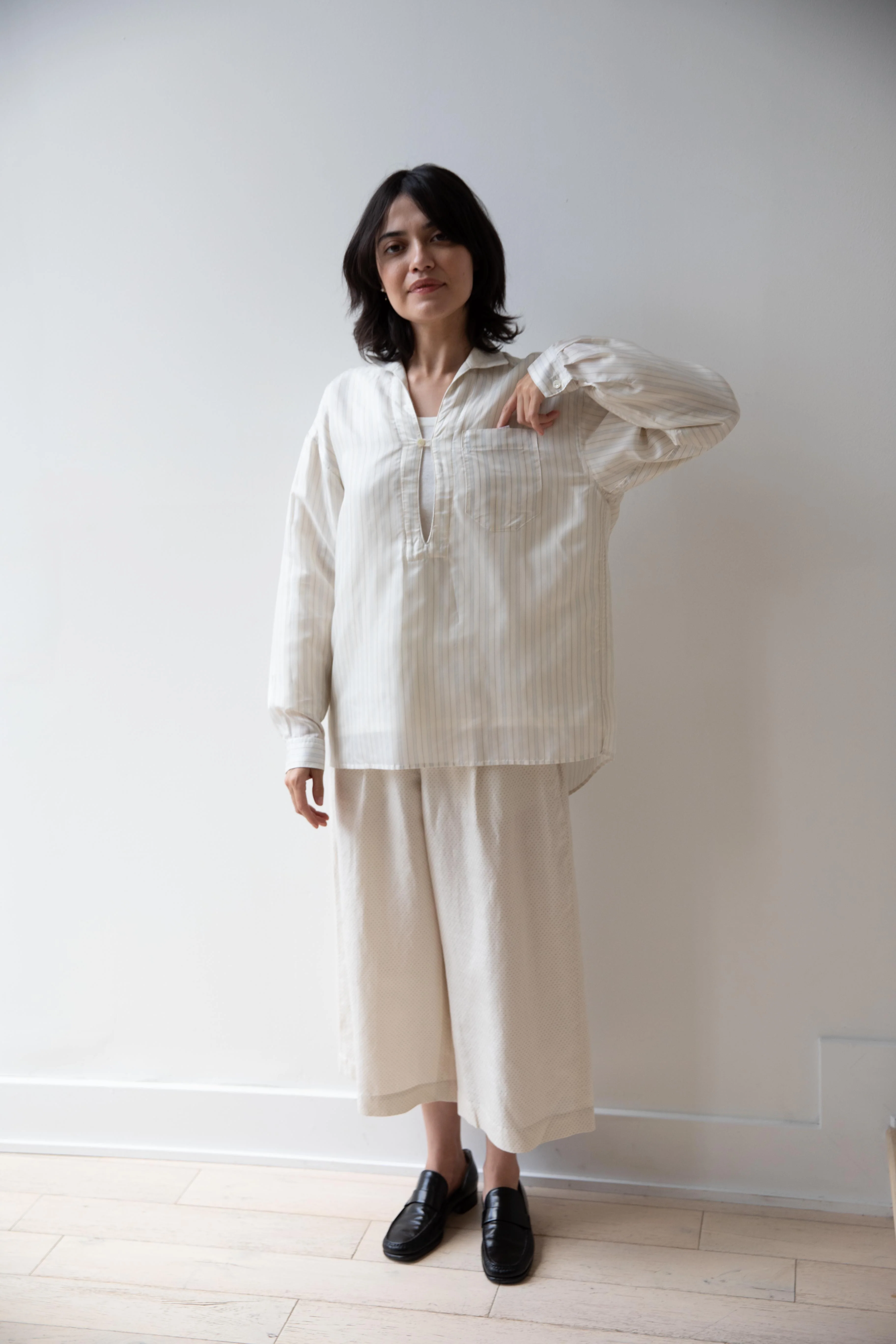 Aseedonclöud | Merchant Reversible Shirt in Off White - Image 45