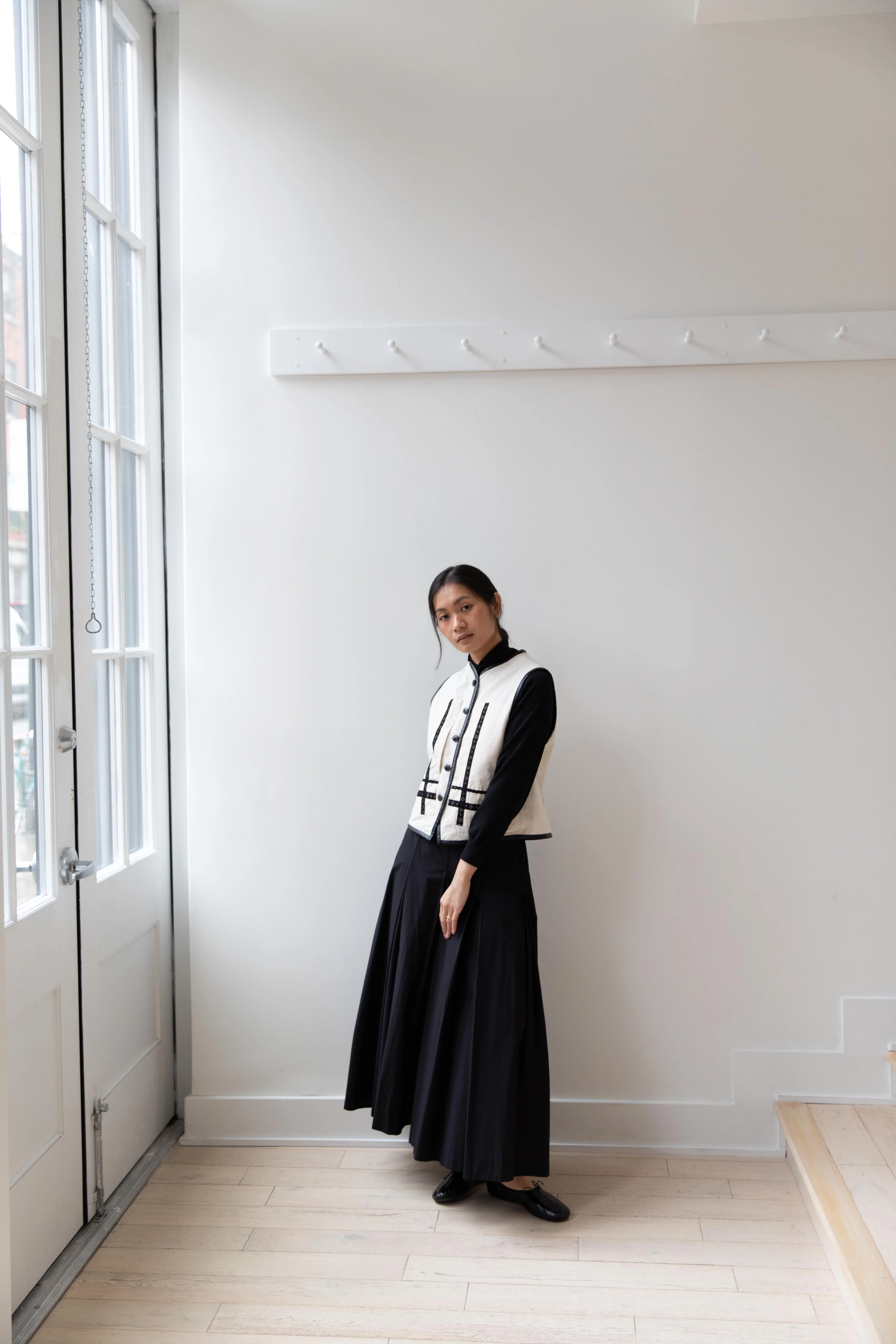 Aseedonclöud | Reversible Uniform Vest in Black Velvet & Cream Cotton - Image 29