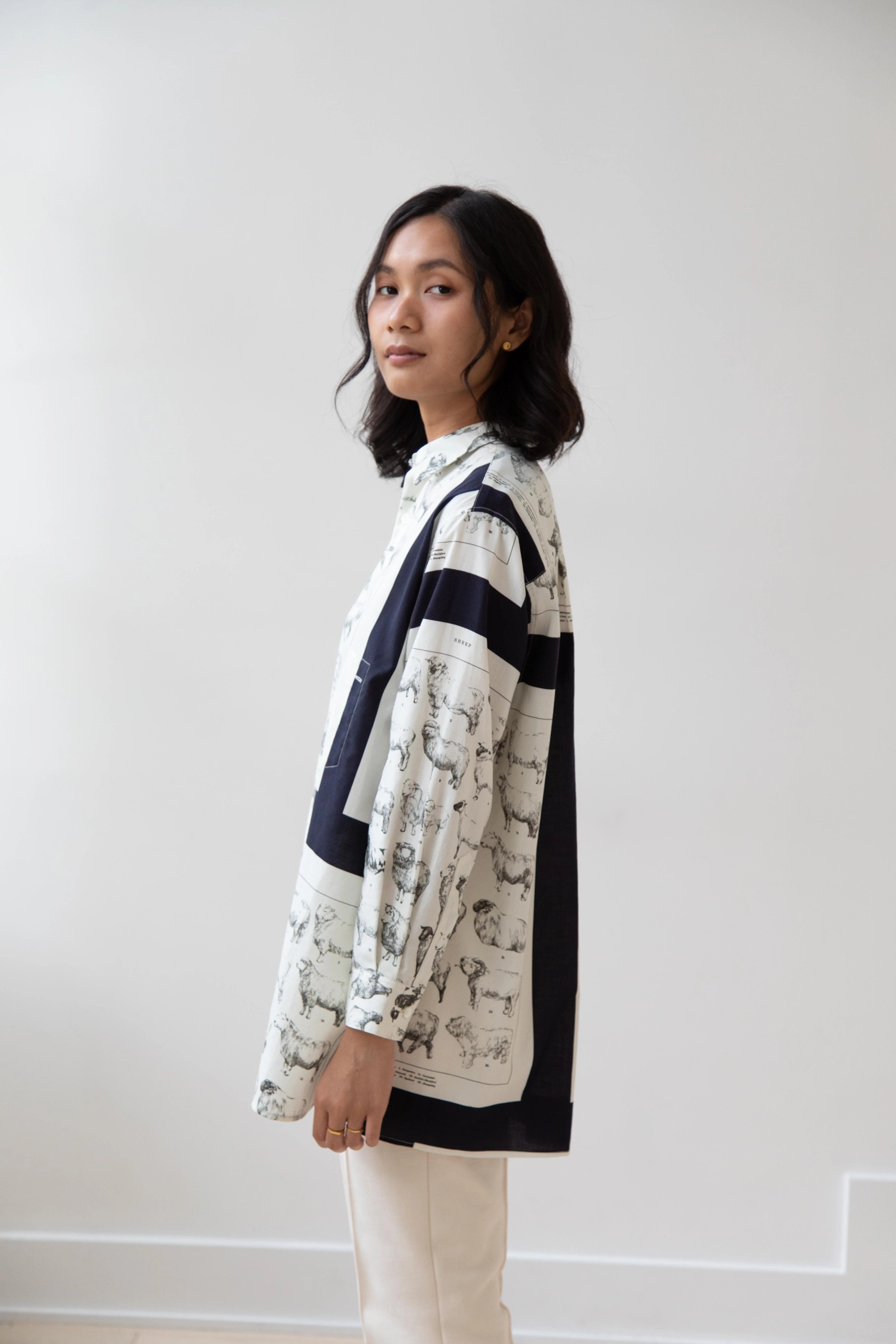 Aseedonclöud | Sheep Scarf Shirt - Image 25