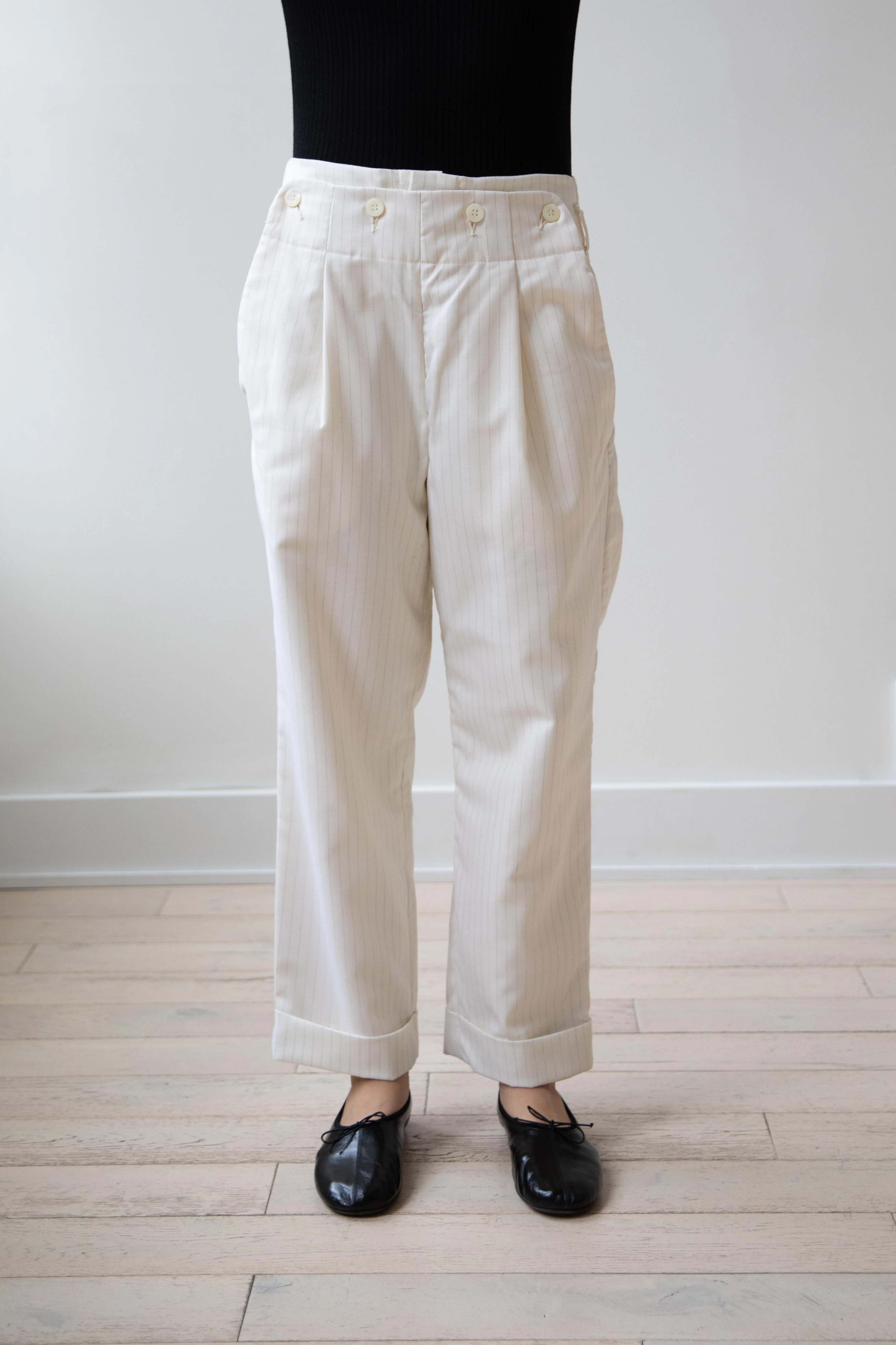 Aseedonclöud | Study Uniform Slacks in Off White - Image 5
