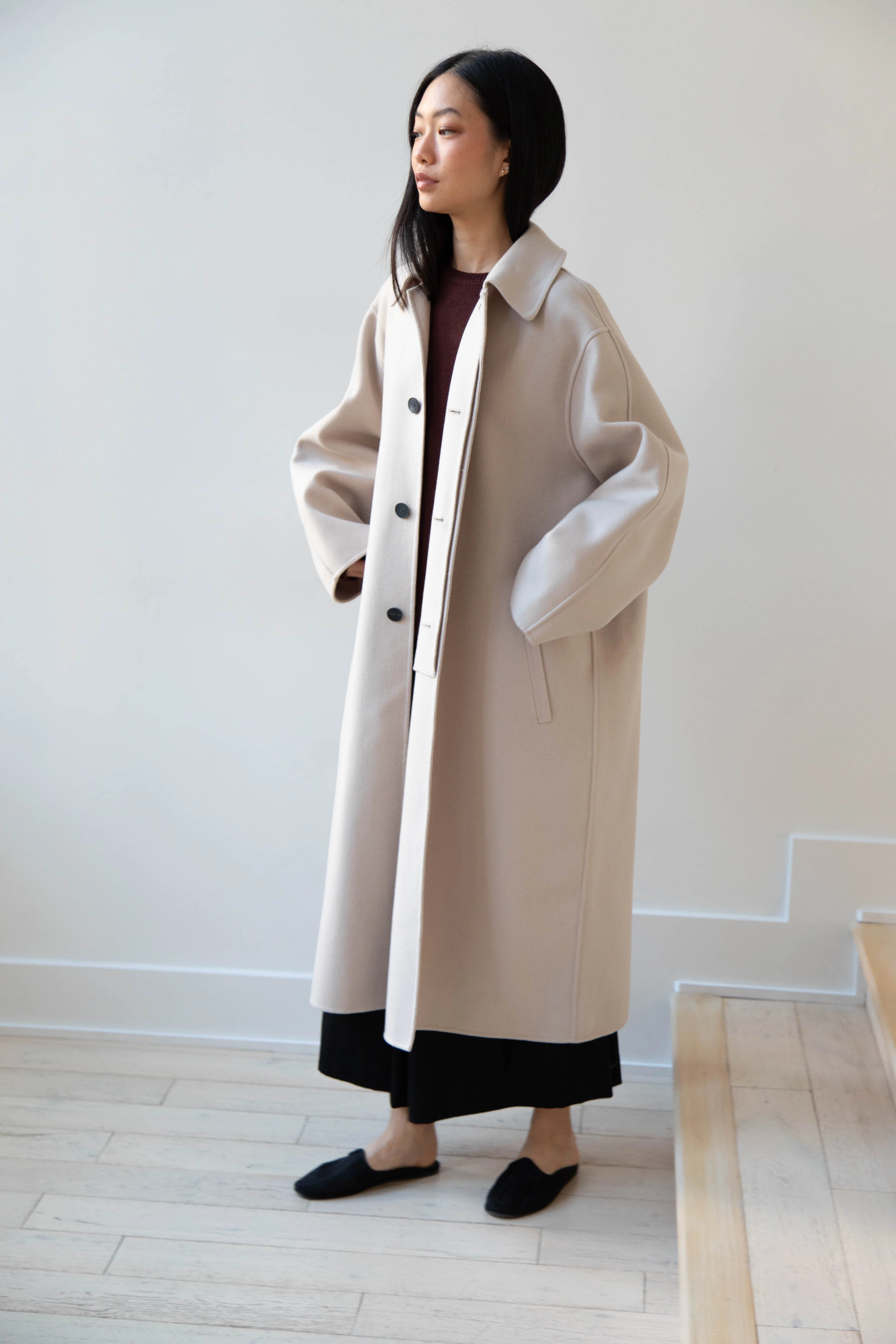 Aton | Balmacaan Coat in Beige Grey - Image 8