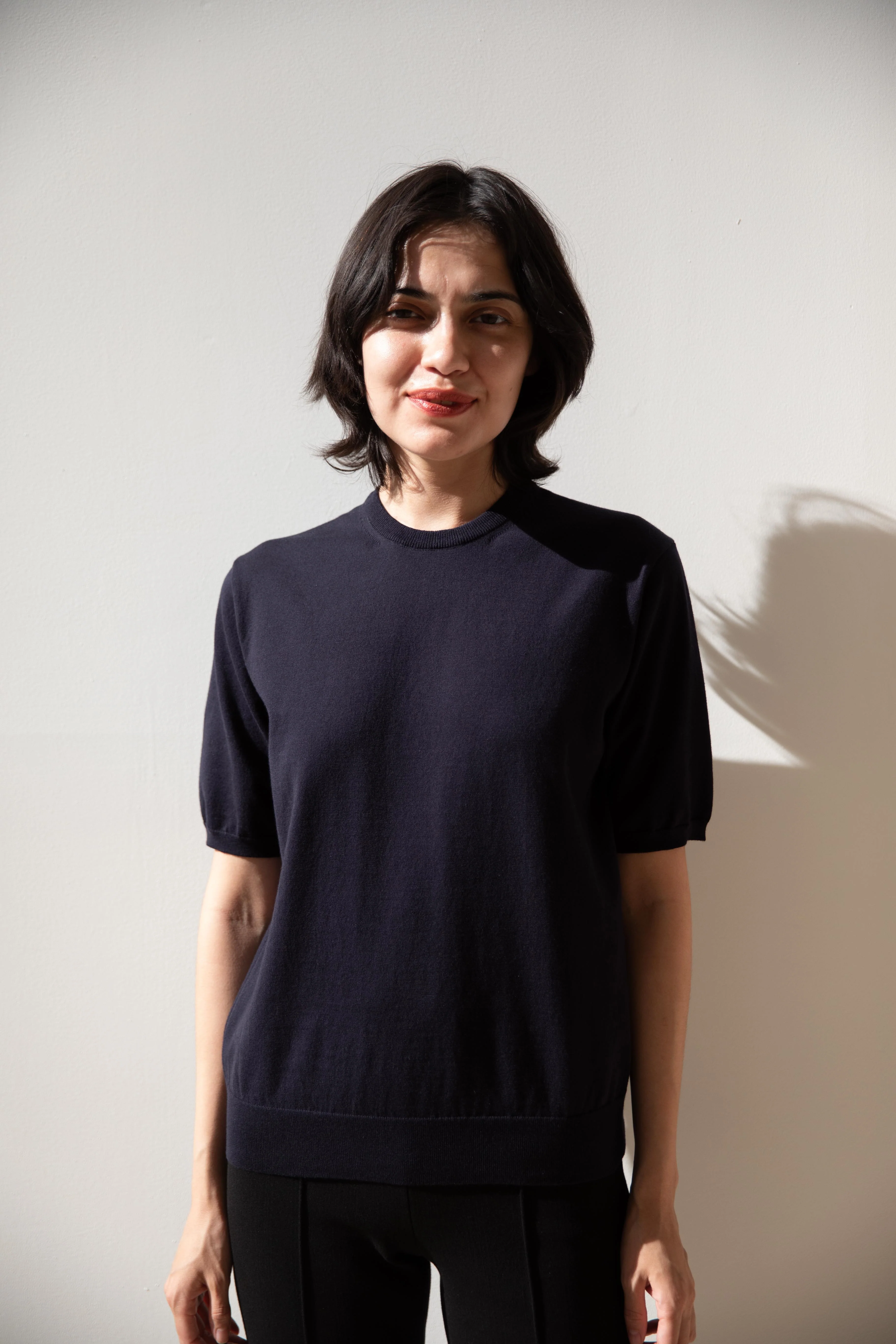Aton | Fine Crewneck Short Sleeve Sweater in Navy - Image 11