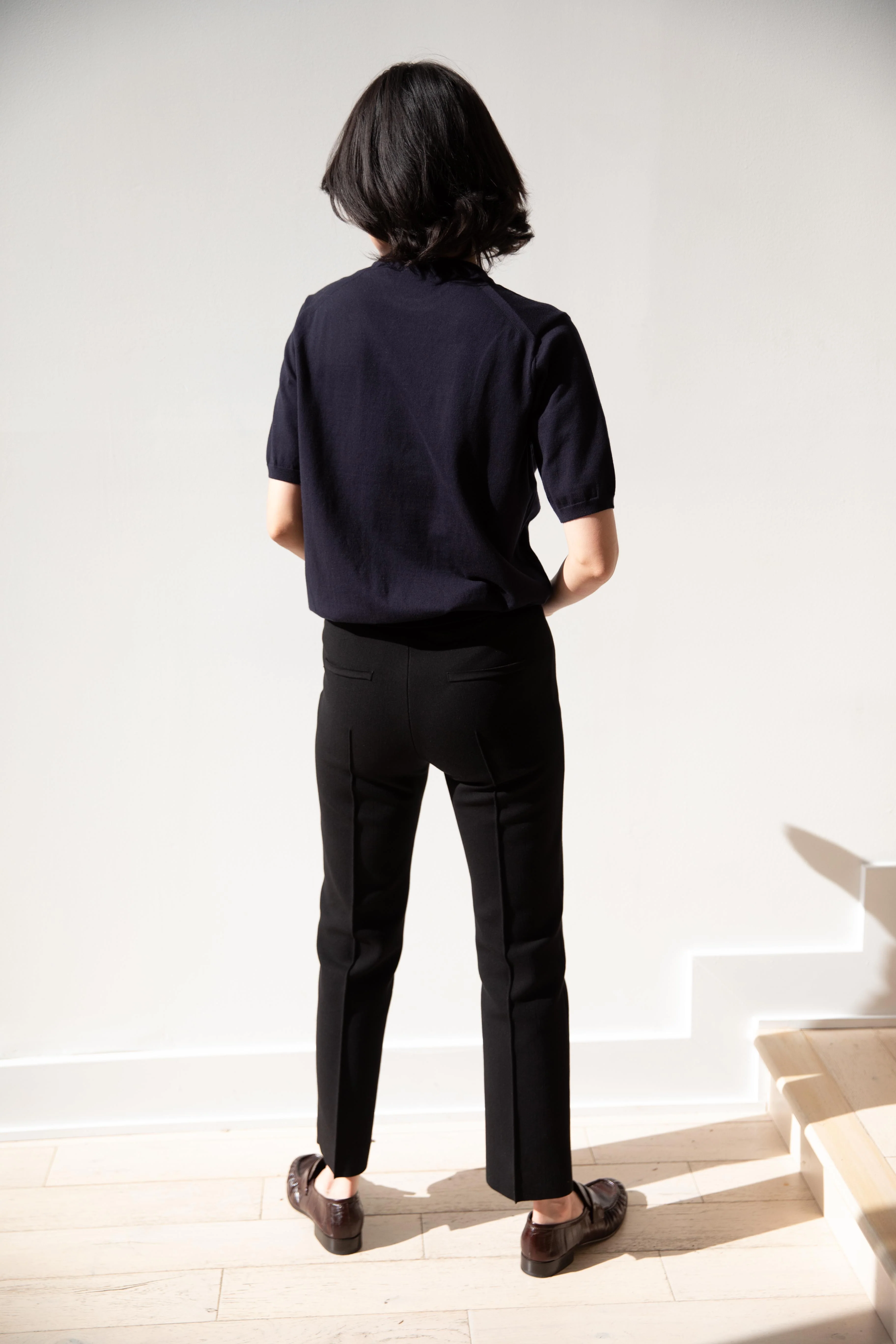 Aton | Fine Crewneck Short Sleeve Sweater in Navy - Image 7