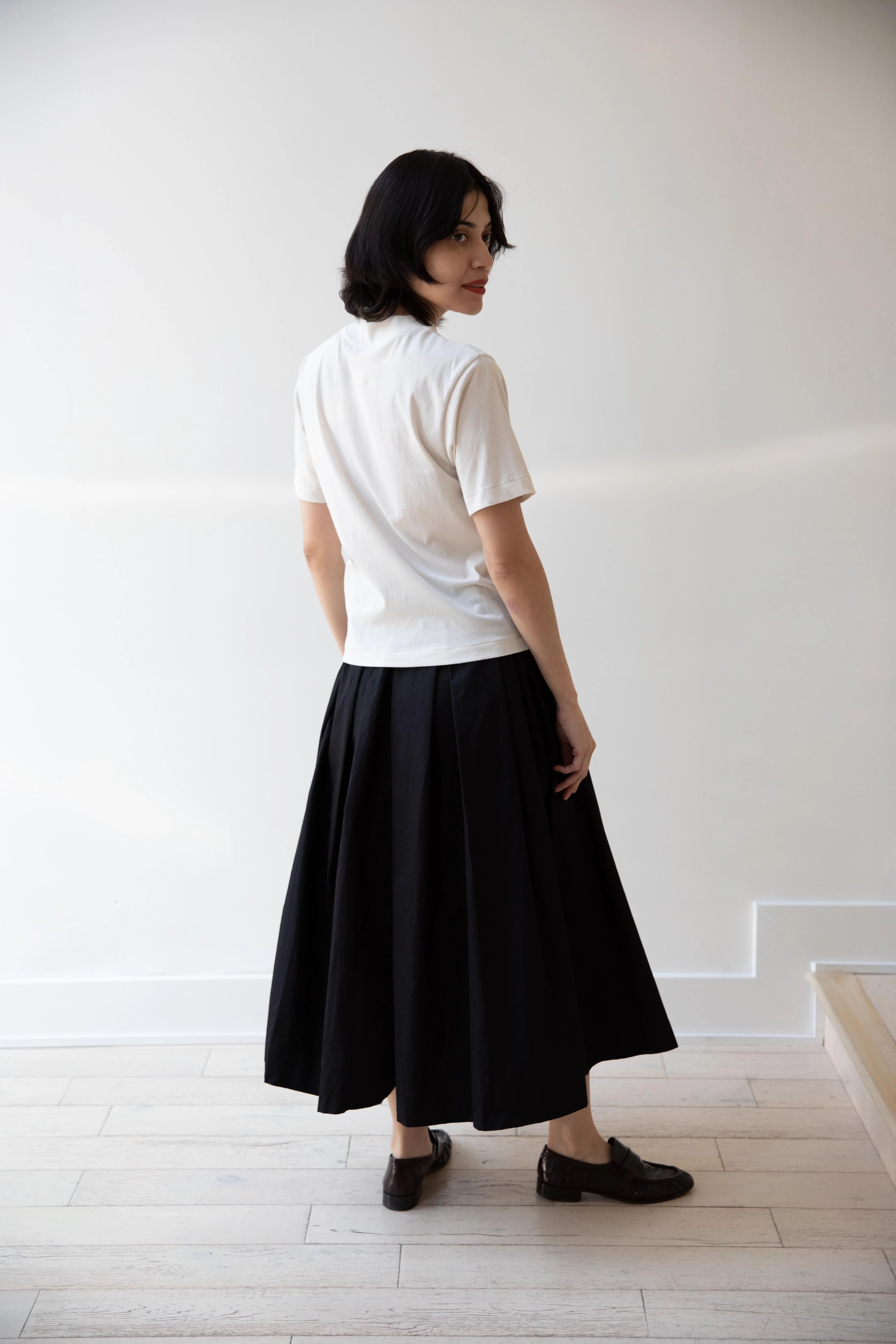 Aton | Fresca Nubuck T-Shirt in Warm White - Image 9